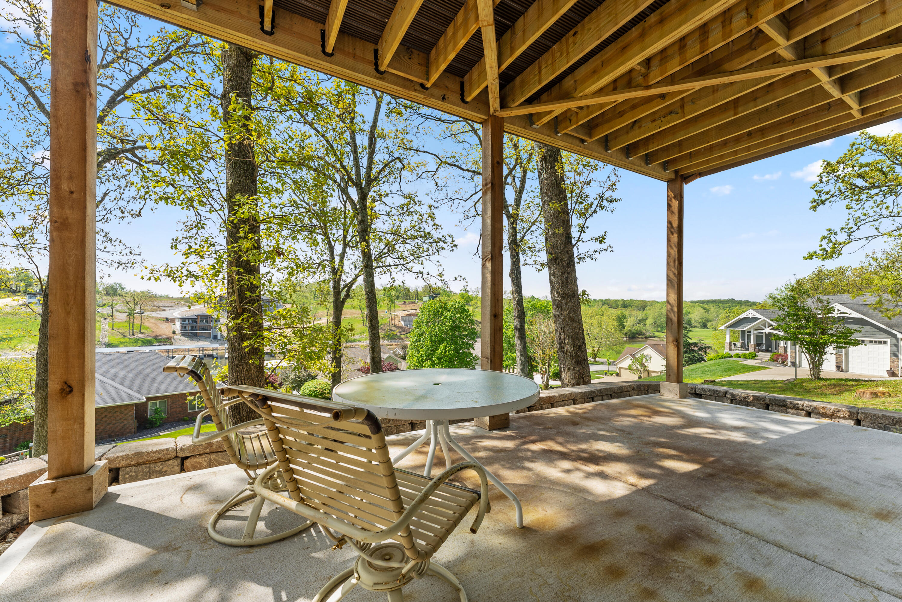 5464 Hampton Ct. Court Property Photo 47