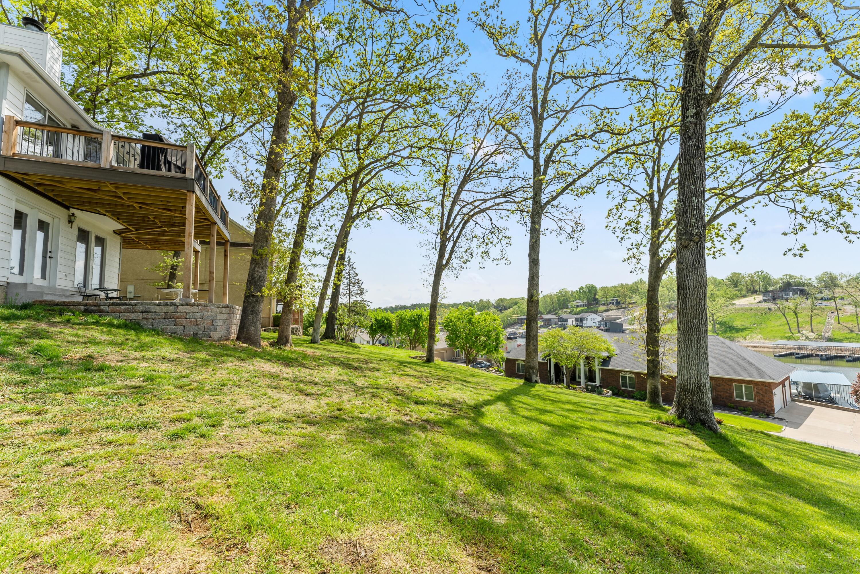 5464 Hampton Ct. Court Property Photo 48