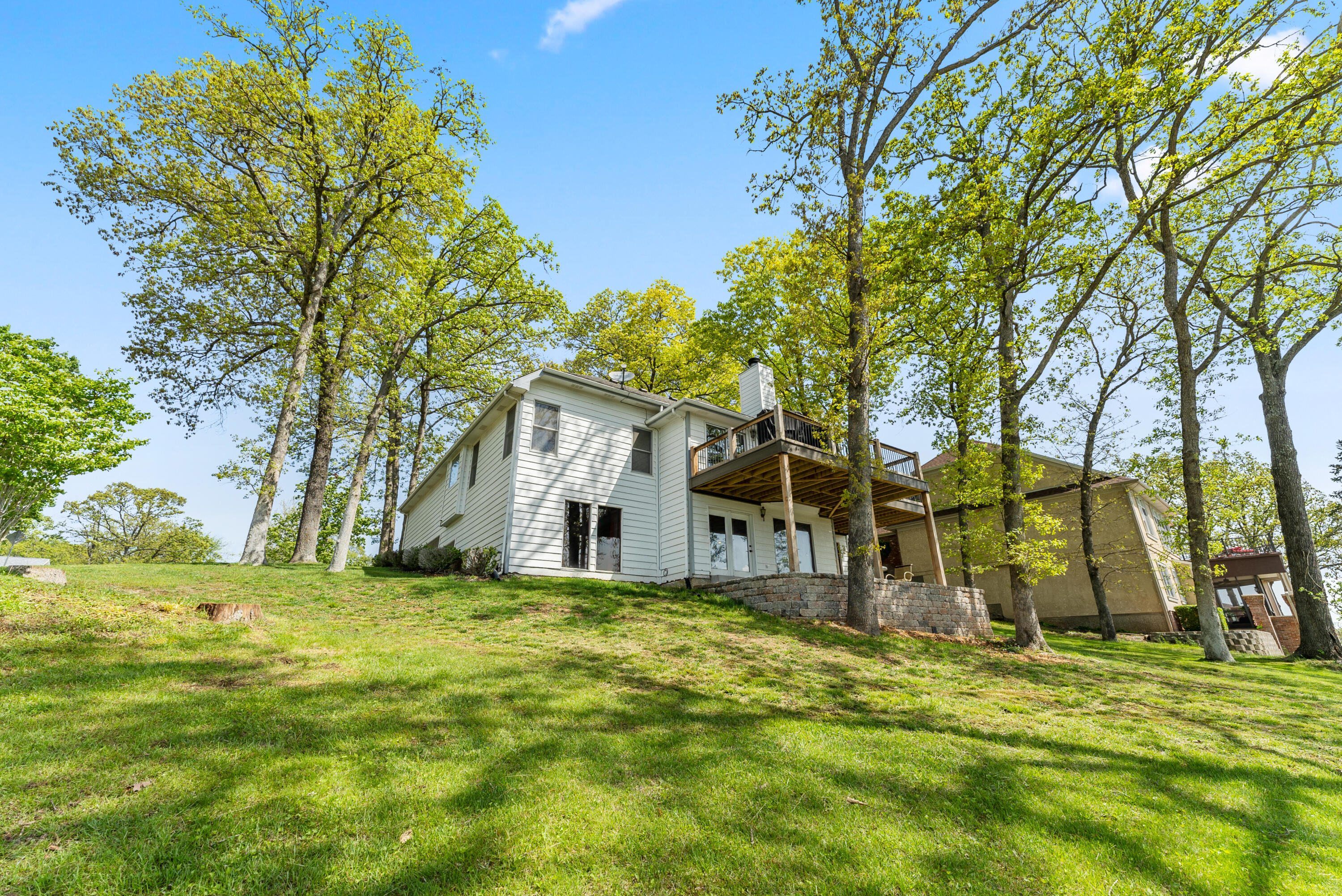 5464 Hampton Ct. Court Property Photo 49