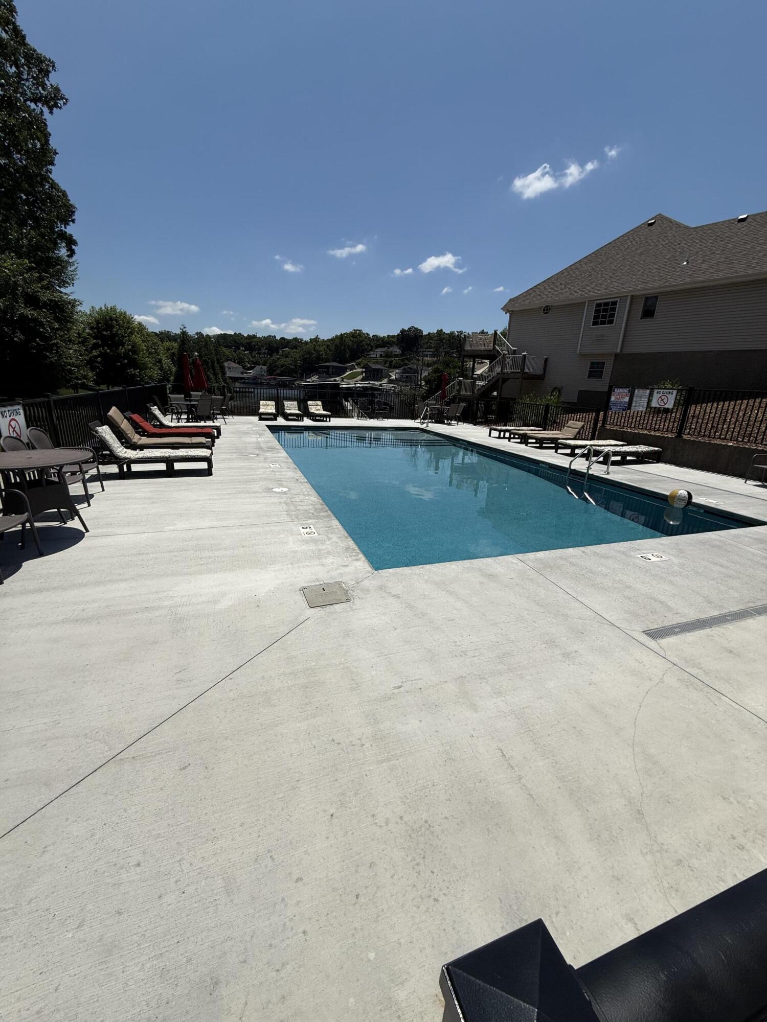 5464 Hampton Ct. Court Property Photo 57