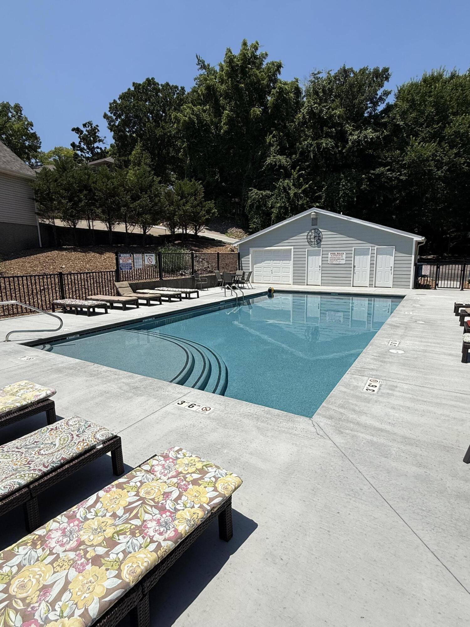 5464 Hampton Ct. Court Property Photo 60