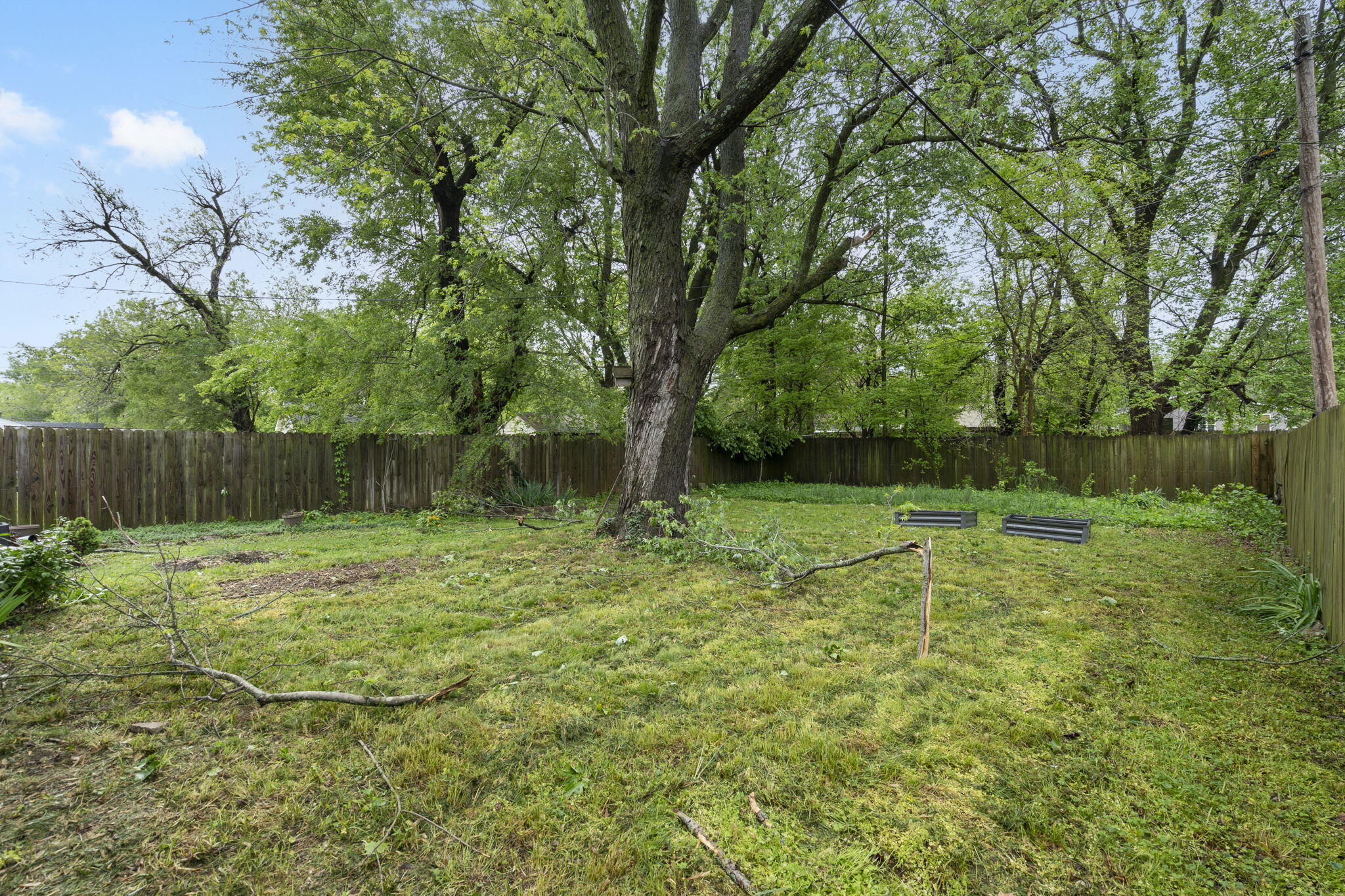 1454 East Pythian Street Property Photo 23