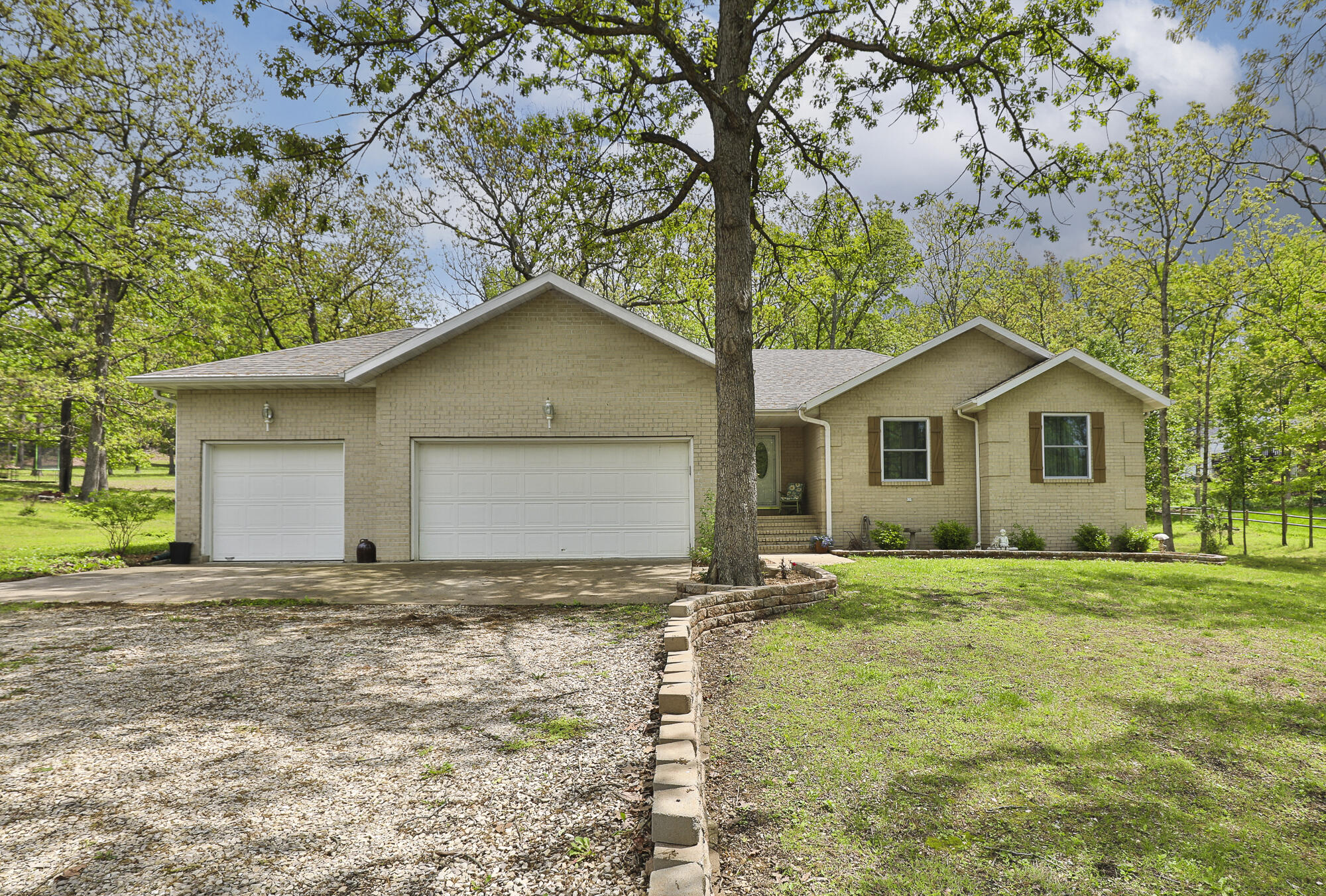 1730 North Pine Street Property Photo 1