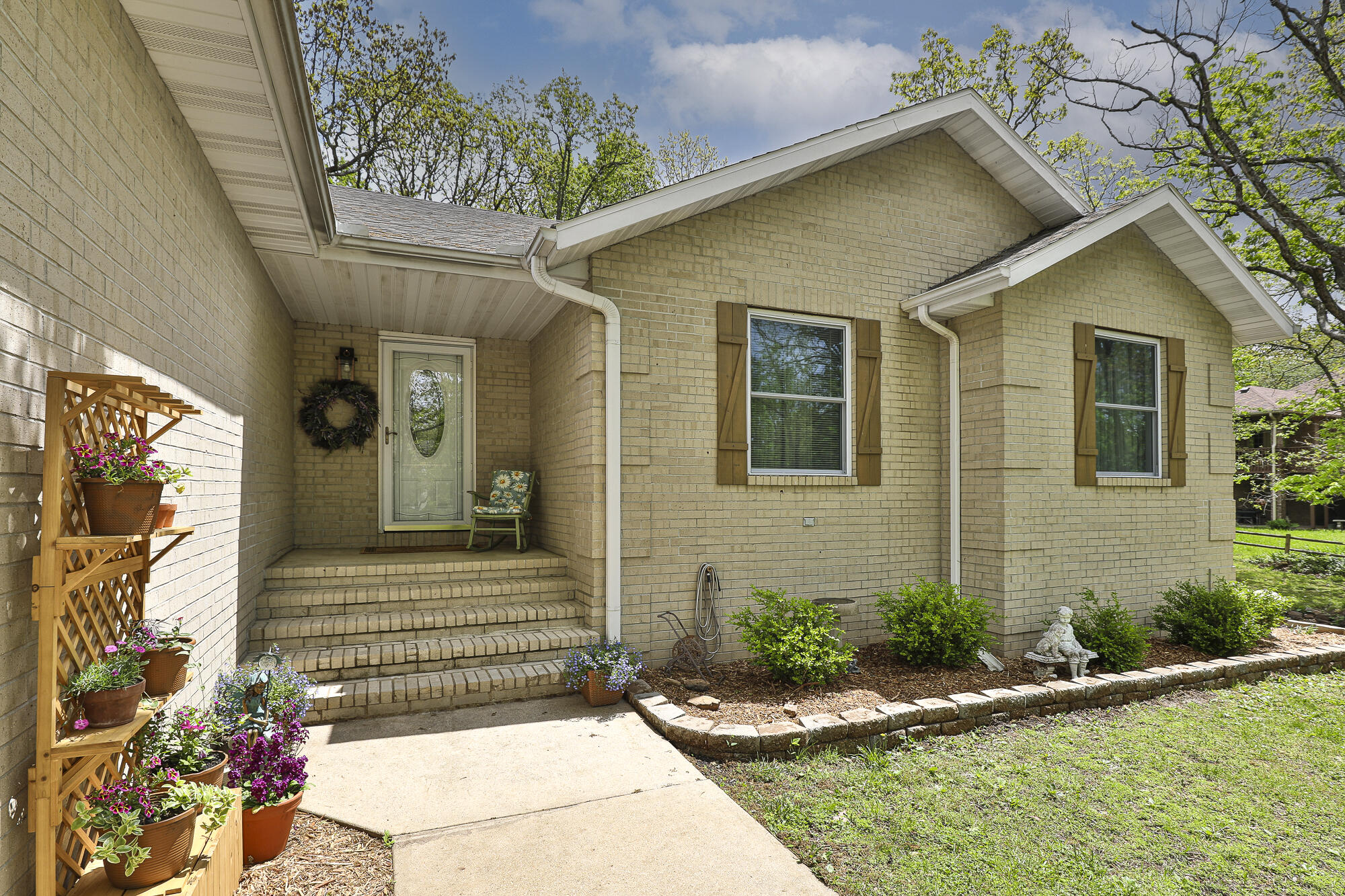 1730 North Pine Street Property Photo 2
