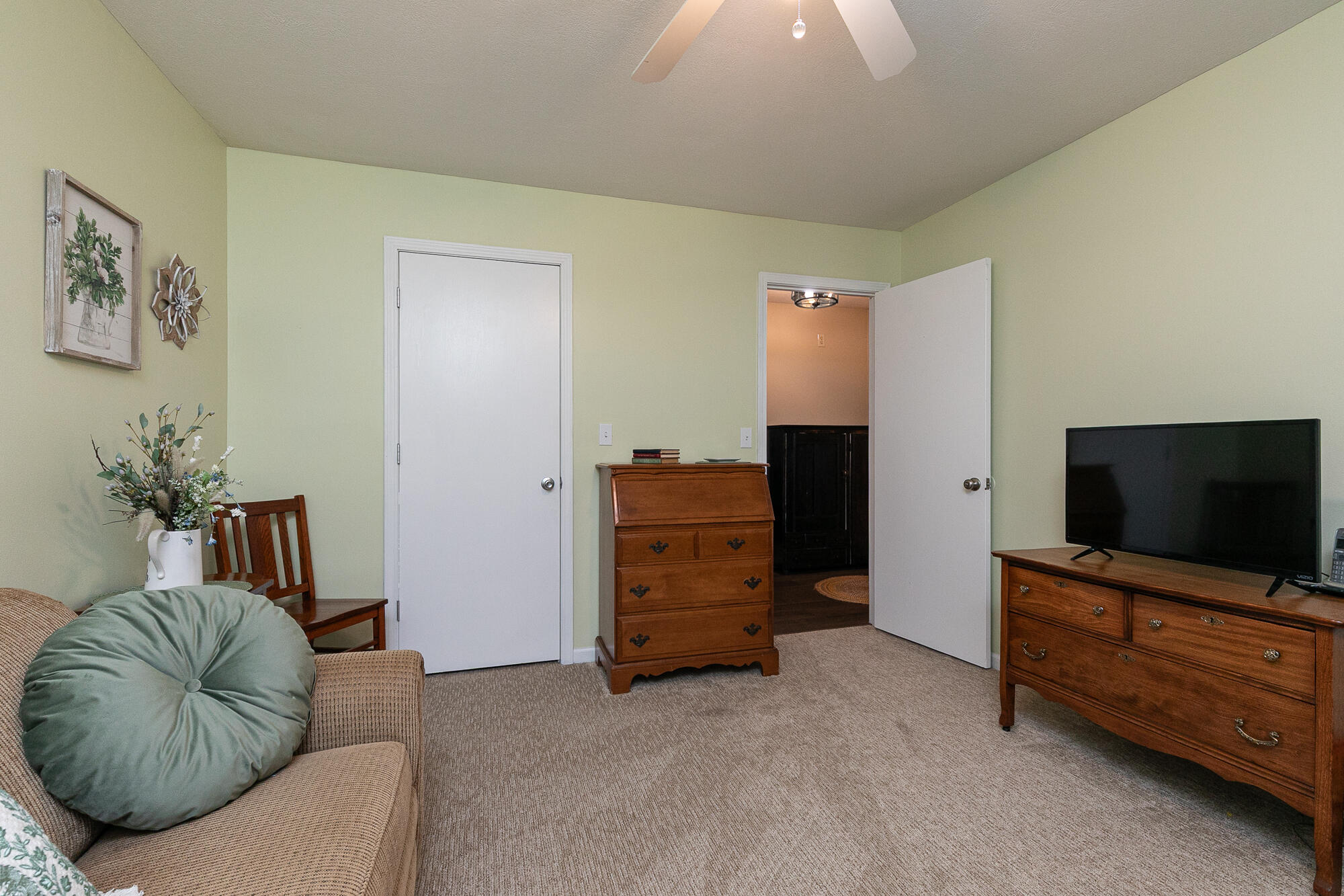 1730 North Pine Street Property Photo 23