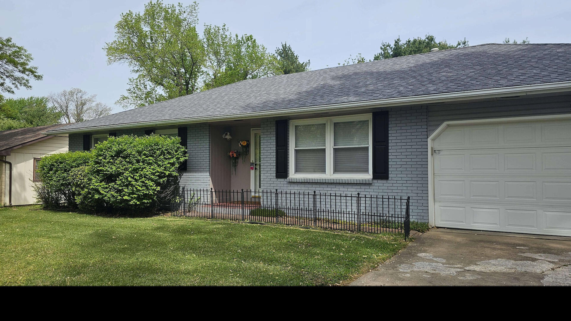 1135 East Westchester Drive Property Photo 2