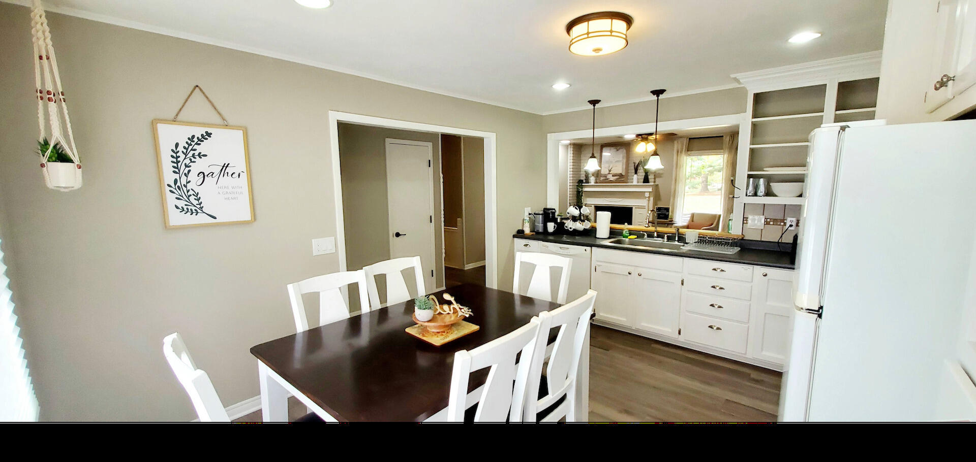1135 East Westchester Drive Property Photo 10
