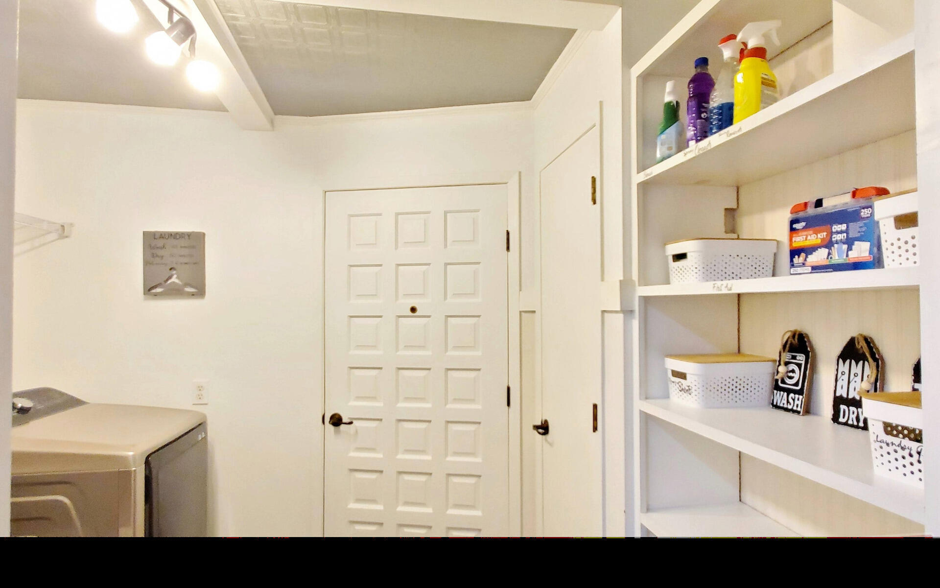 1135 East Westchester Drive Property Photo 26