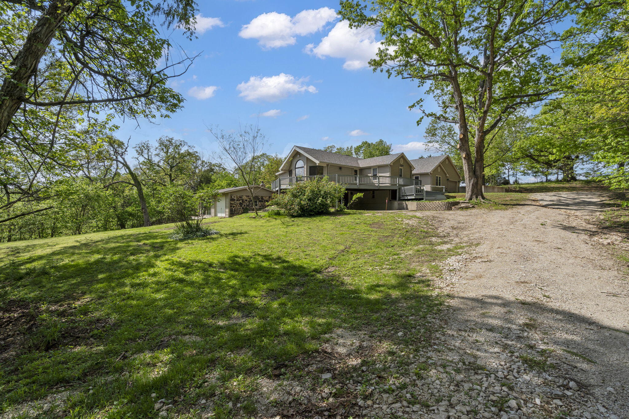 9461 North Farm Road 149 Property Photo 26