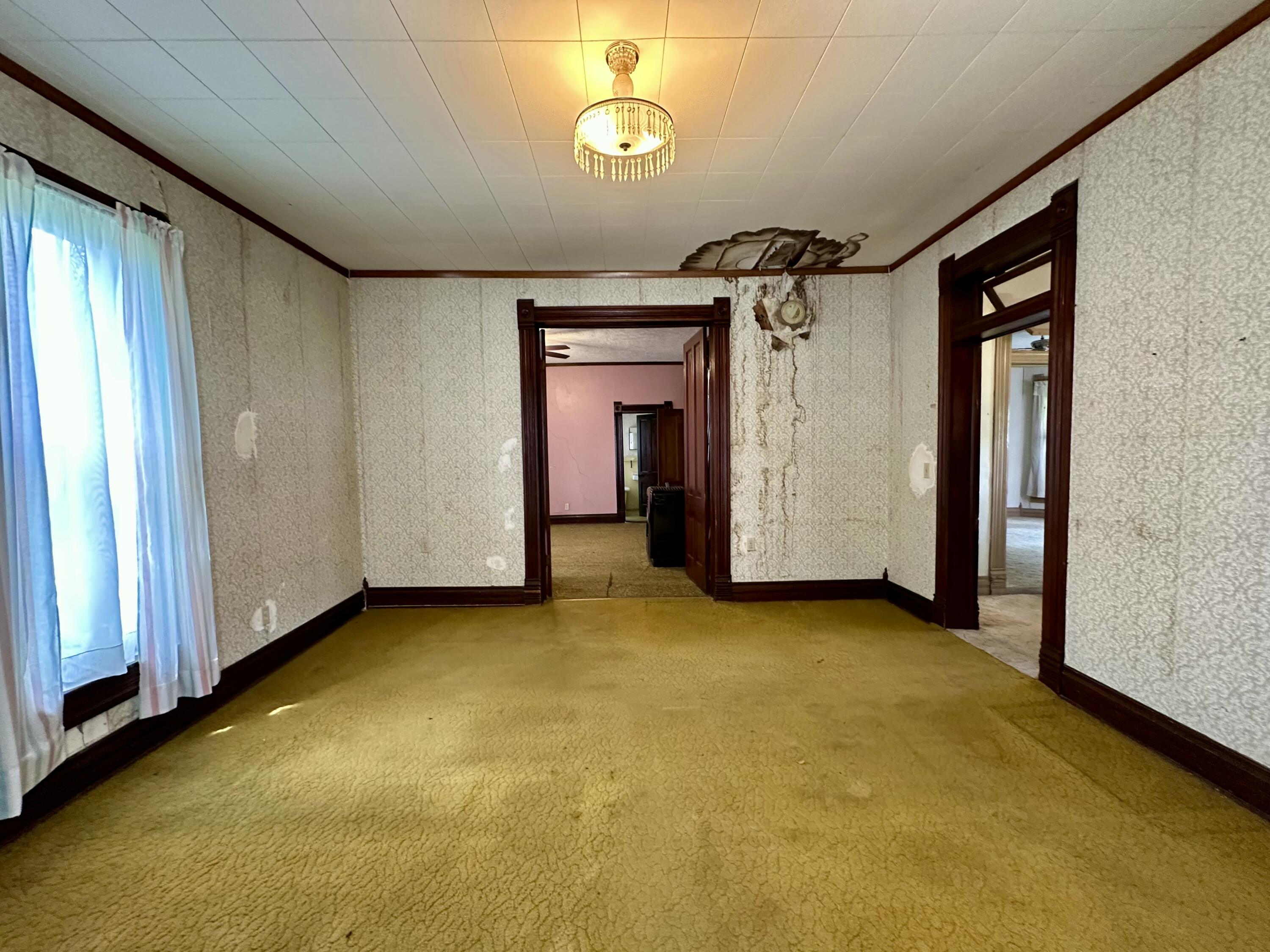 435 West Maple Street Property Photo 10