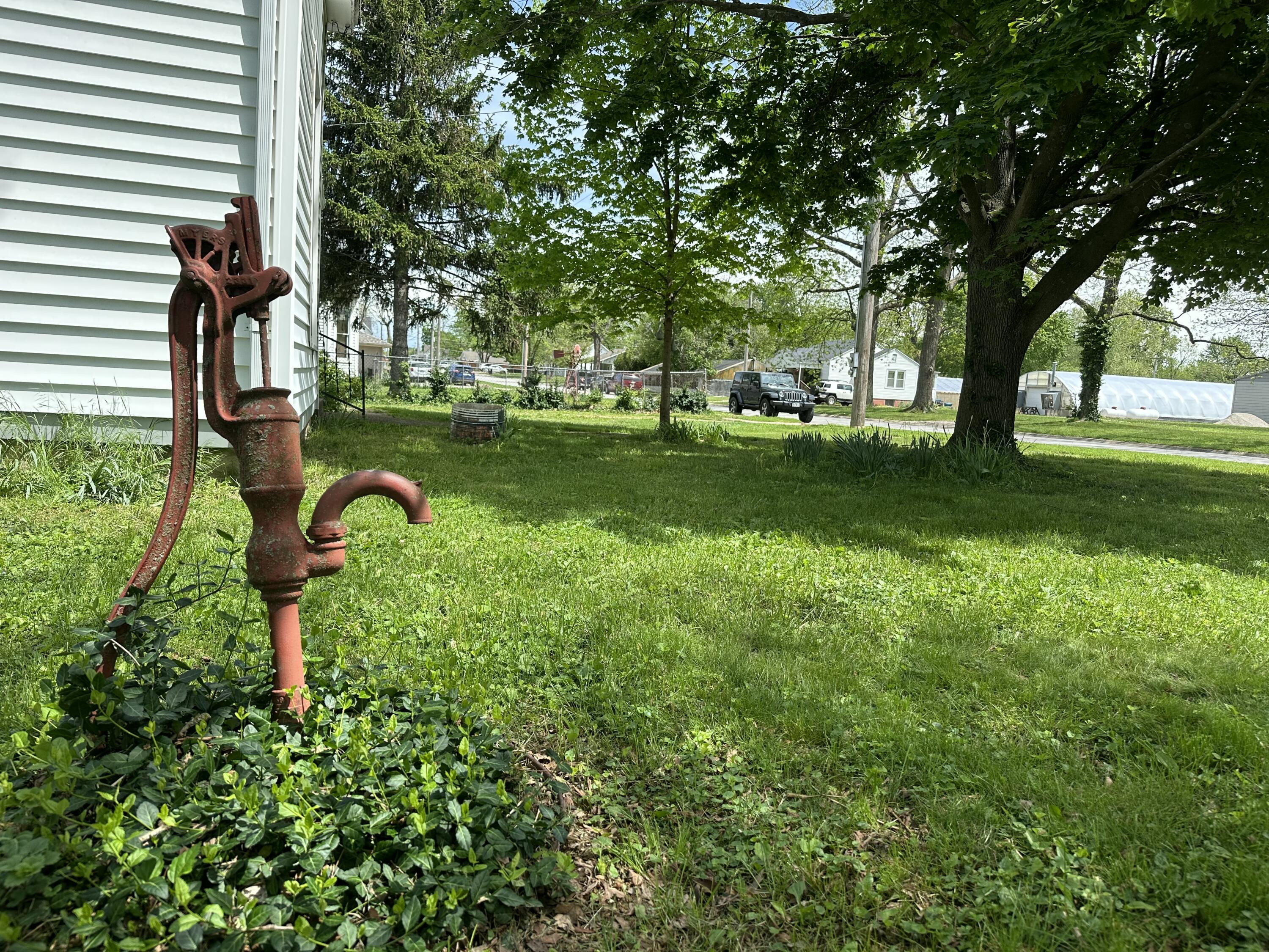 435 West Maple Street Property Photo 32