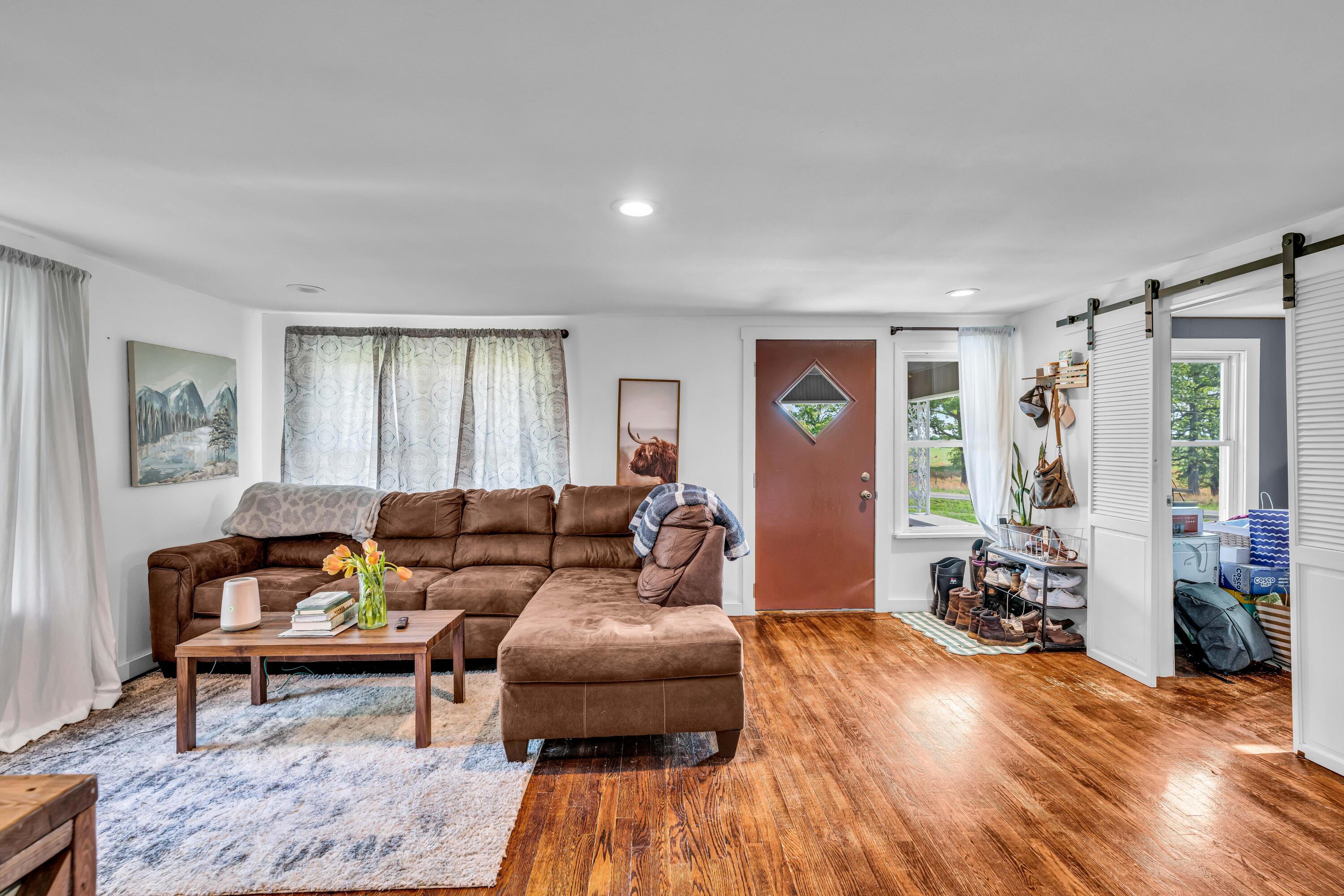 4187 State Route Cc Property Photo 9