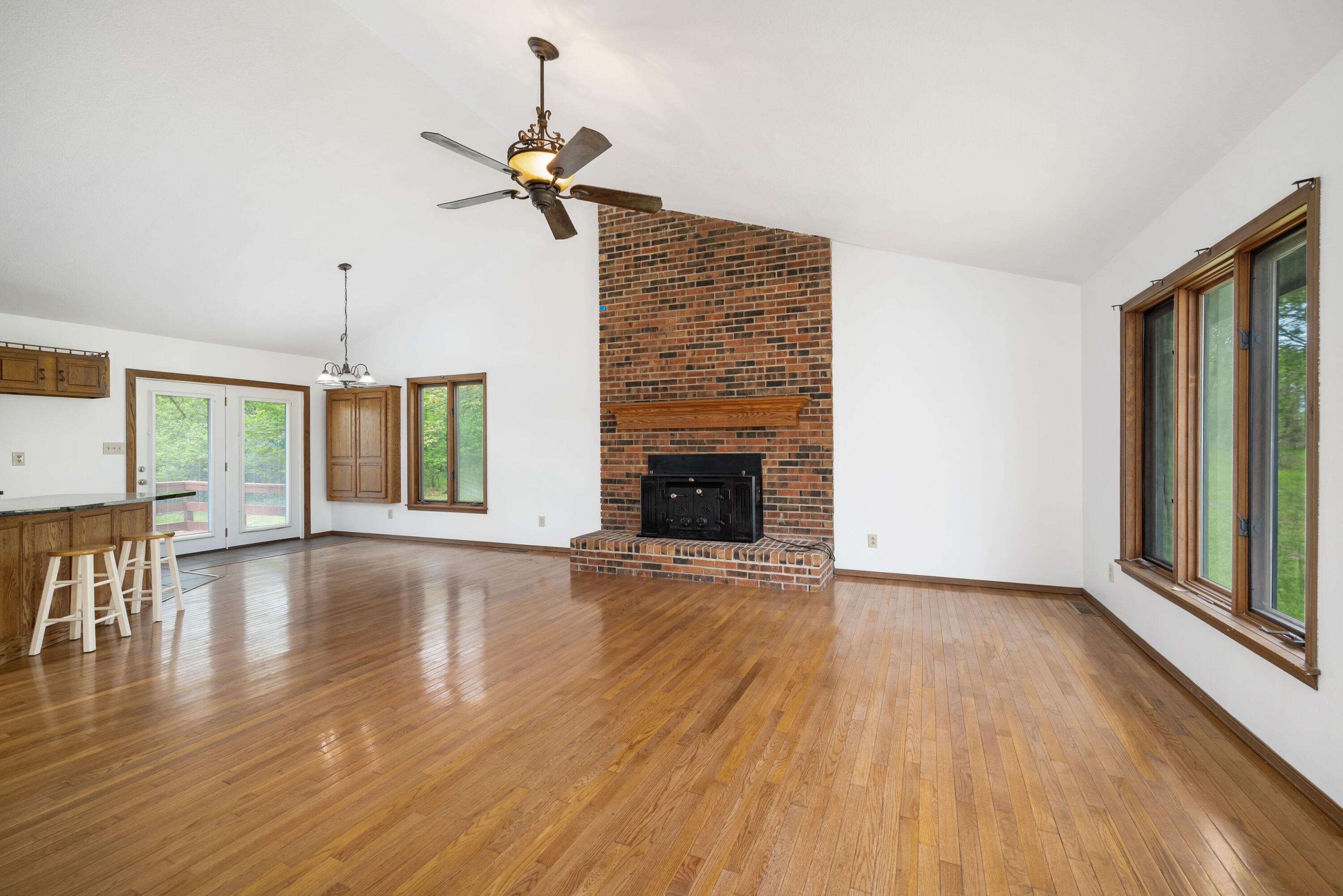 7186 Hwy Nn Property Photo 3