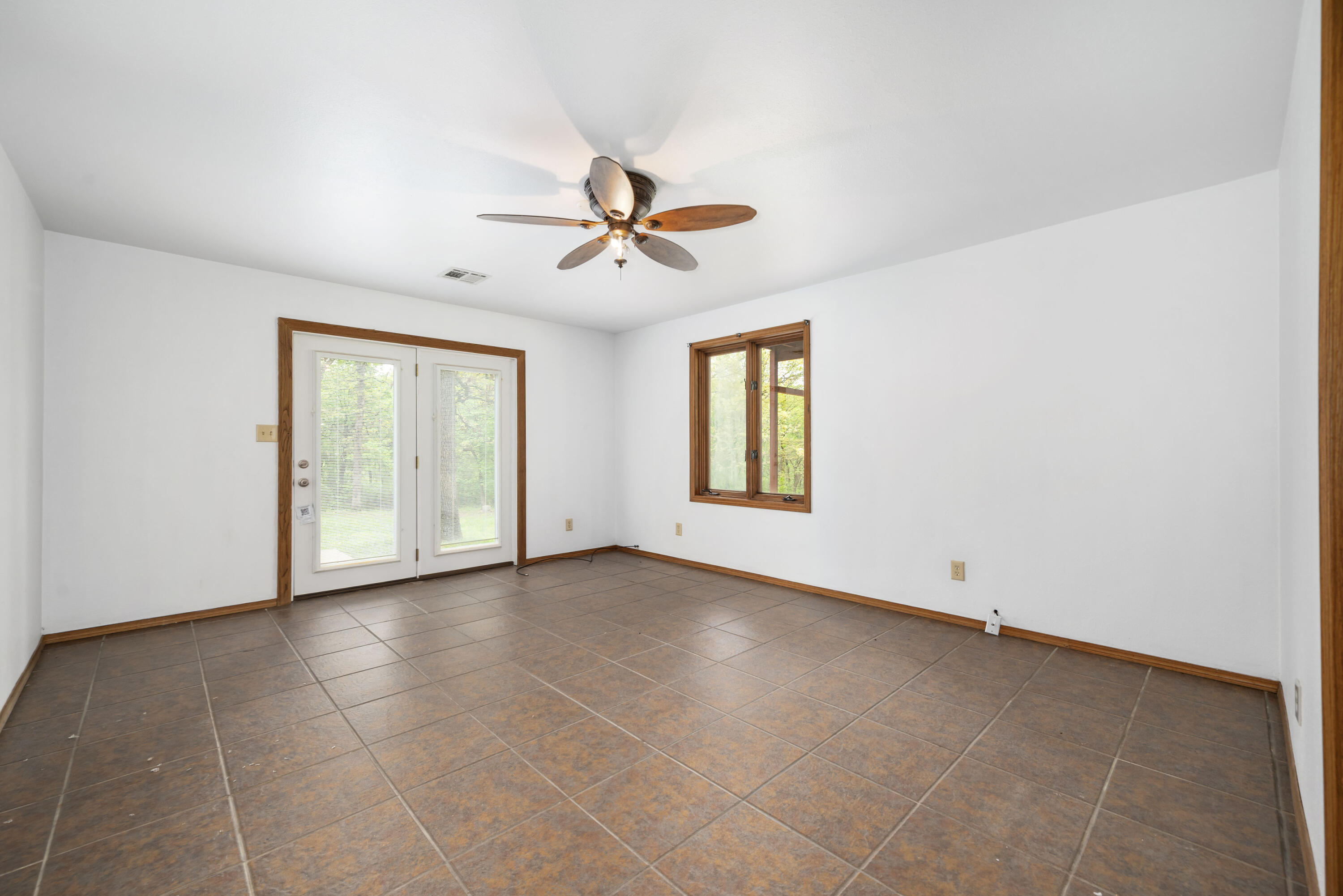 7186 Hwy Nn Property Photo 7