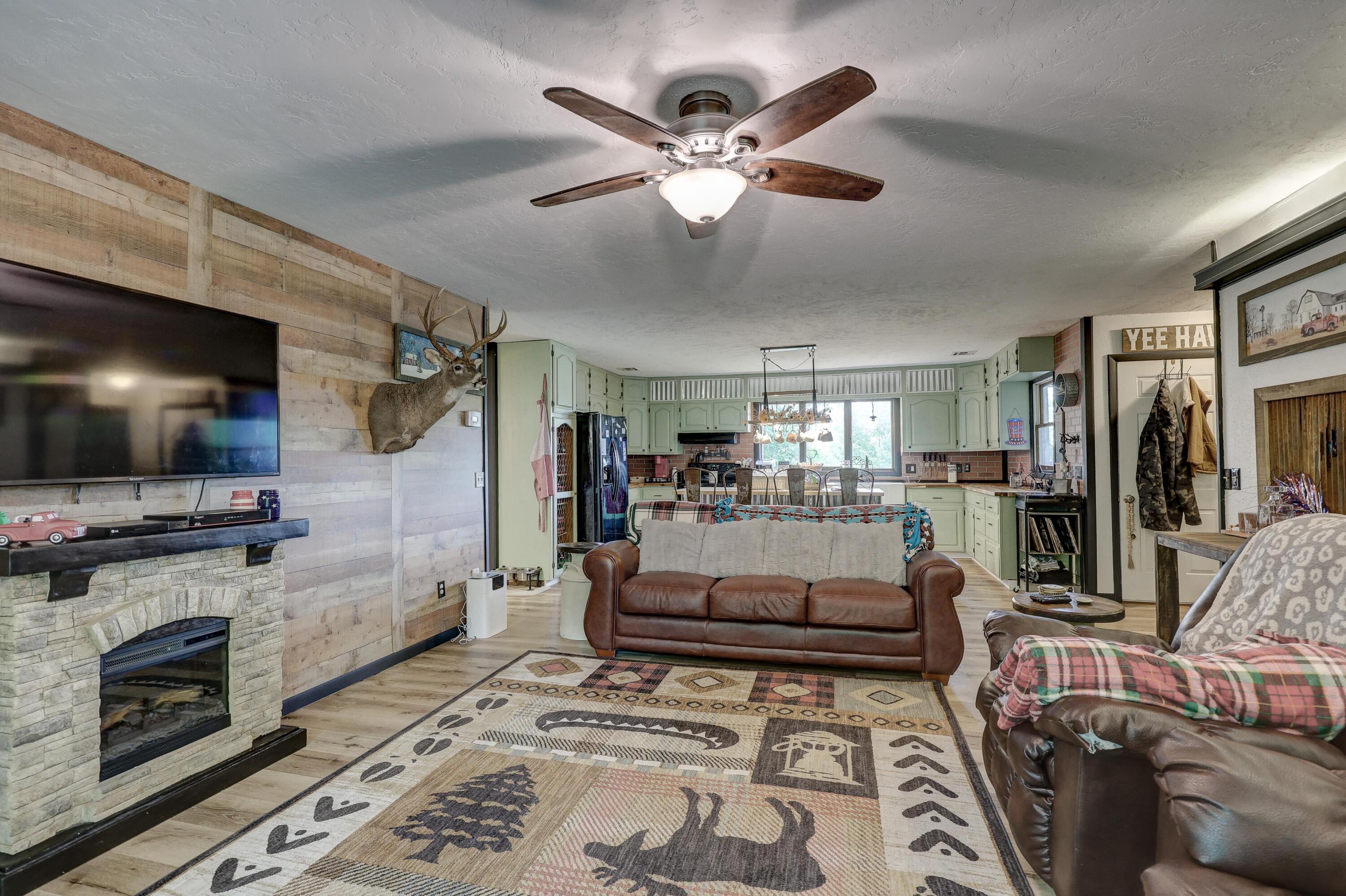 7059 Highway Bb Property Photo 58