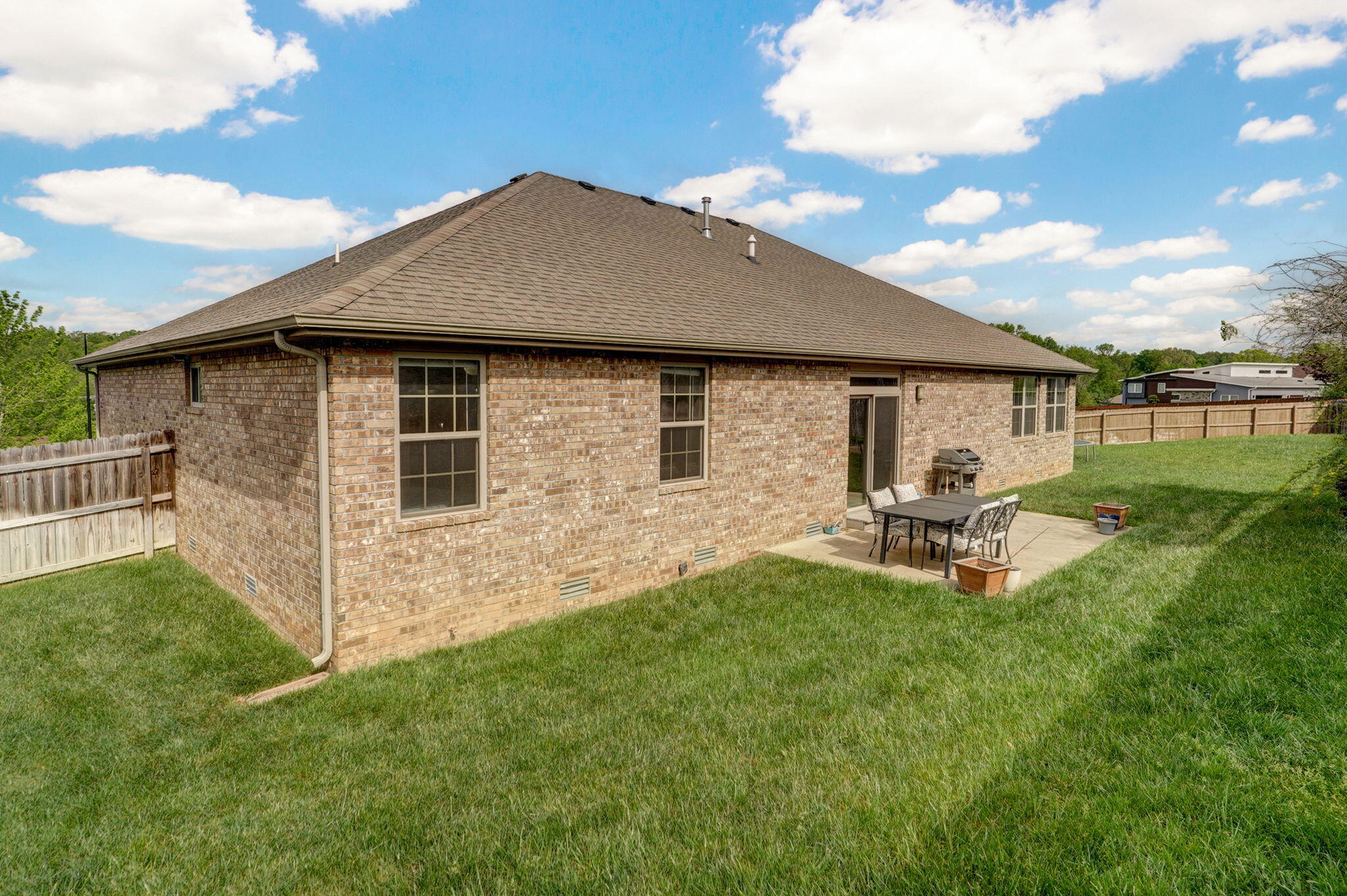 628 North Lincoln Court Property Photo 28