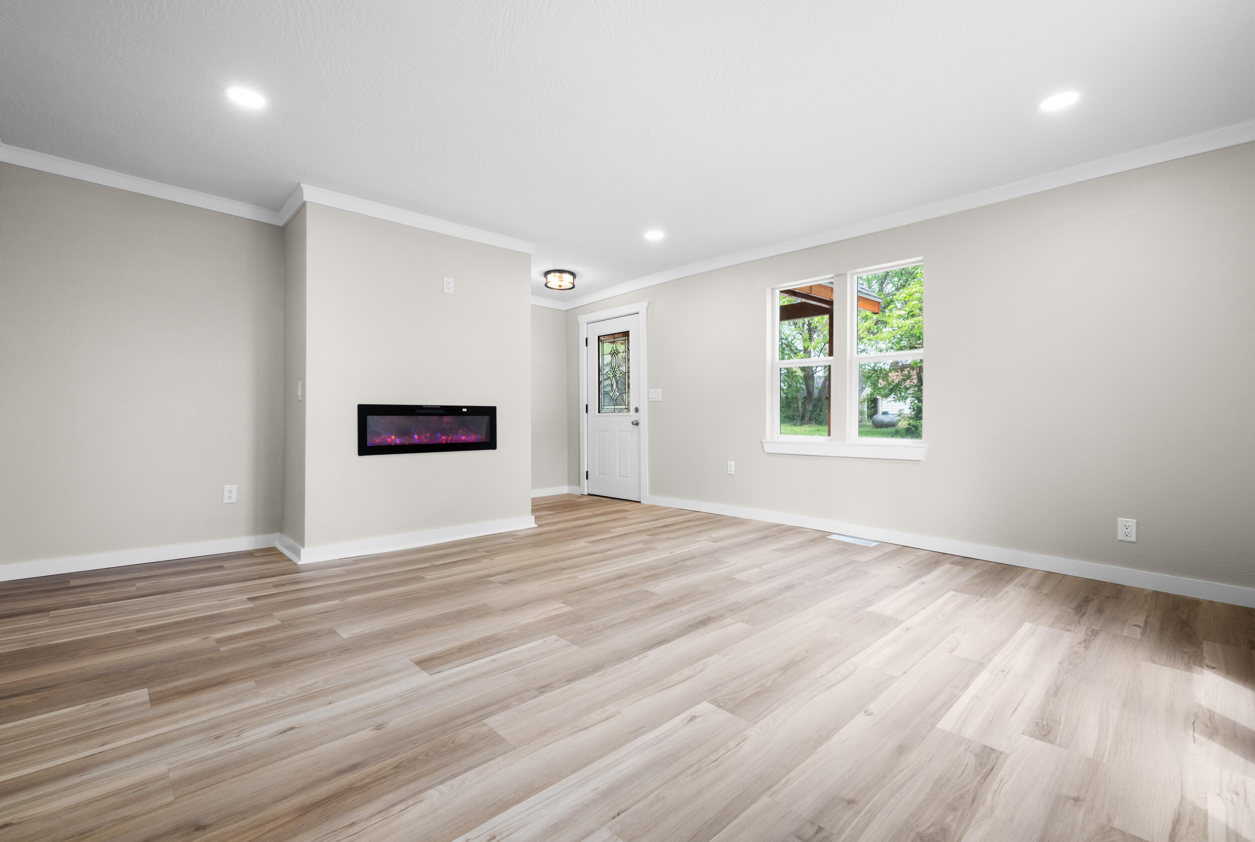 305 North Pike Avenue Property Photo 3