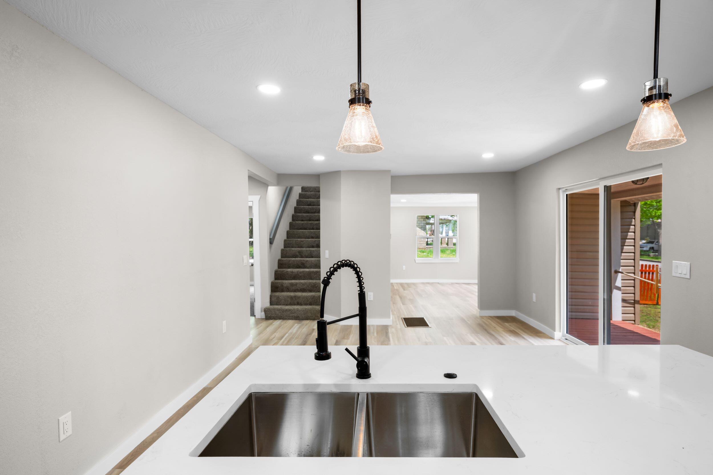 305 North Pike Avenue Property Photo 14