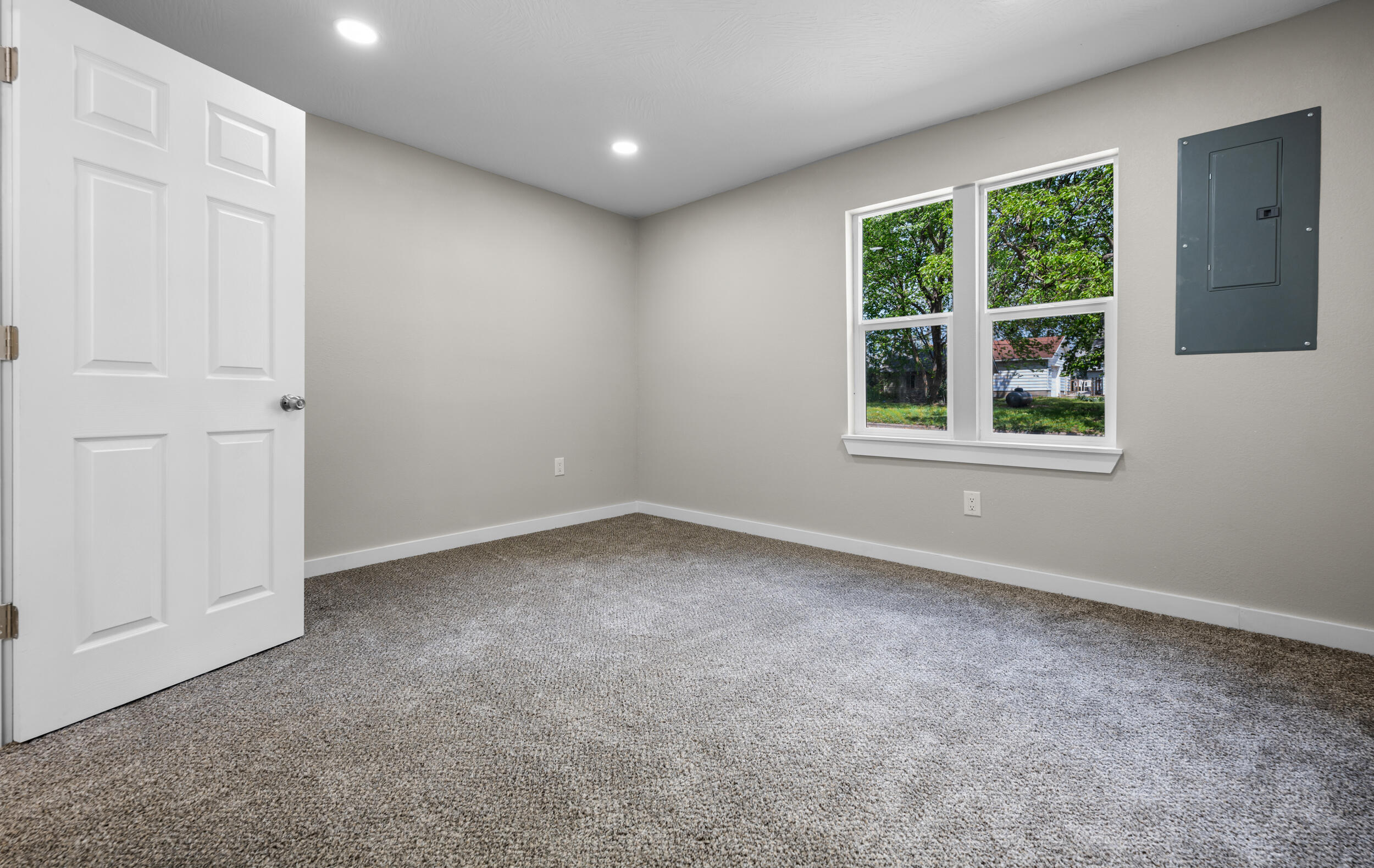 305 North Pike Avenue Property Photo 18