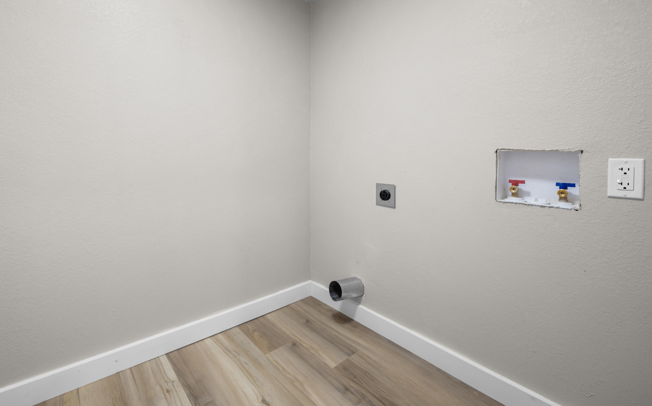 305 North Pike Avenue Property Photo 25