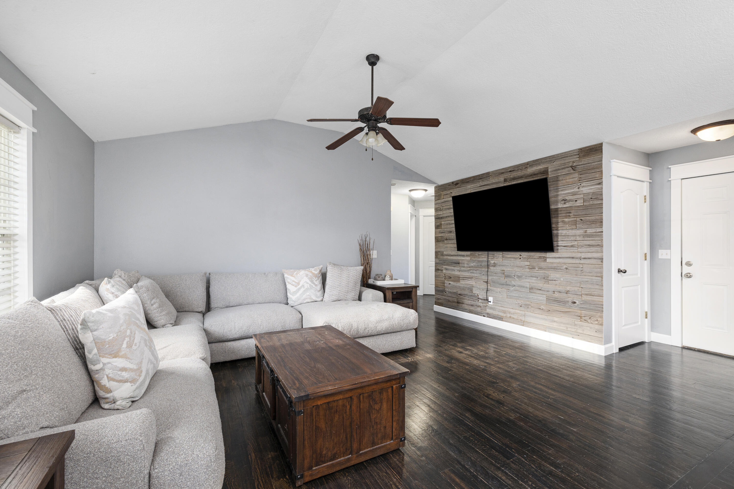 1209 South 13th Street Property Photo 8