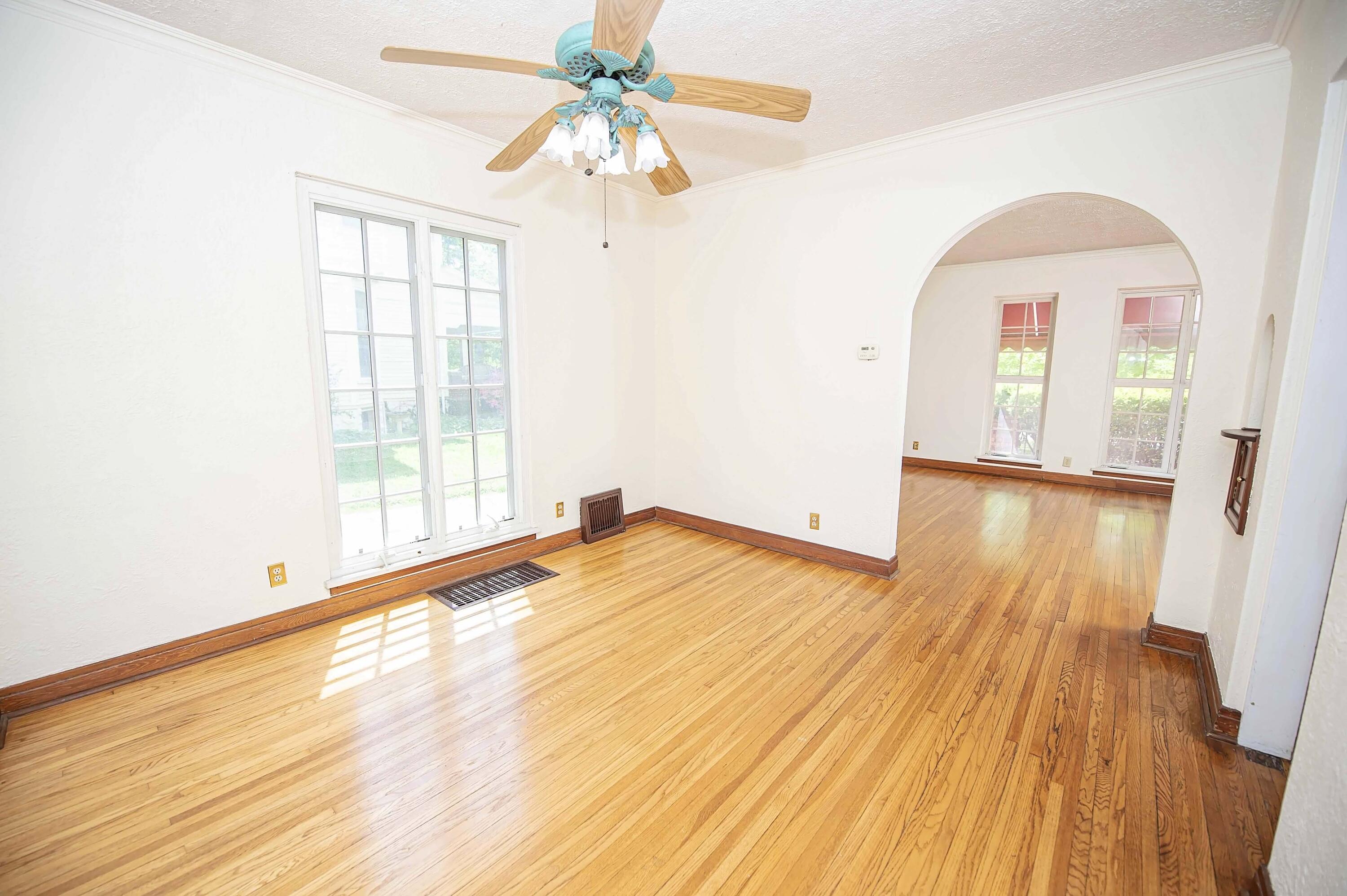 924 South Pickwick Avenue Property Photo 7