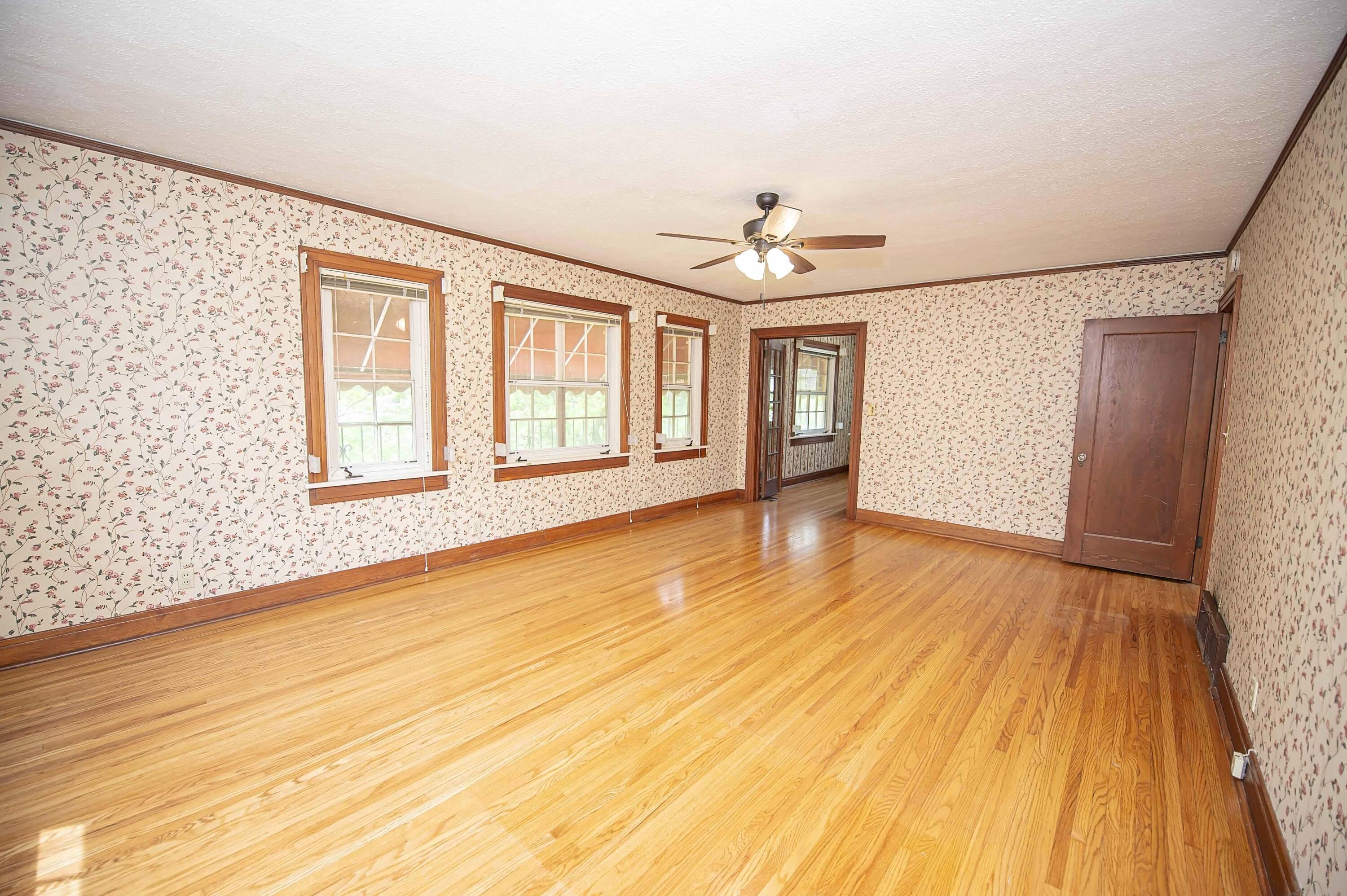 924 South Pickwick Avenue Property Photo 25