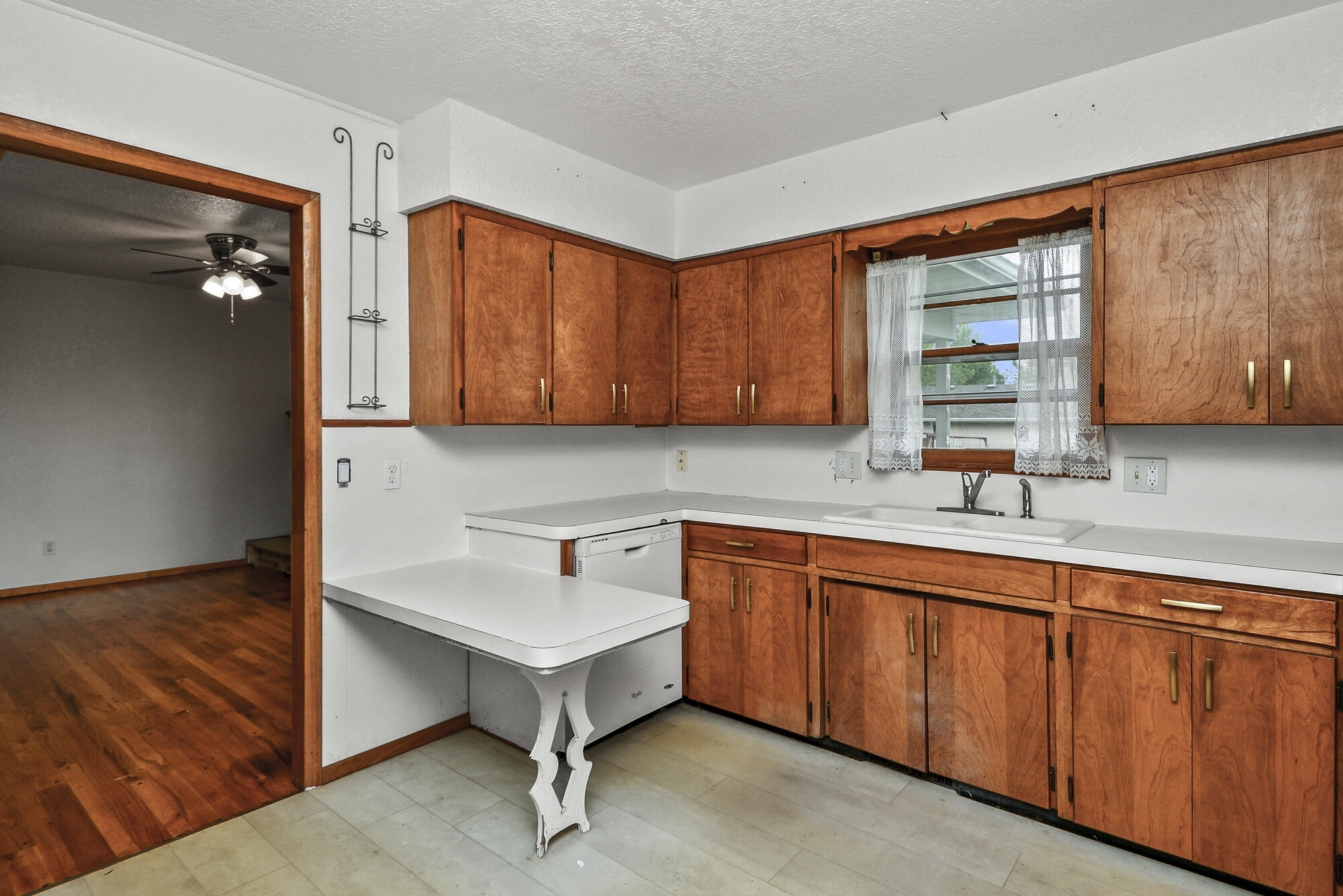 3958 West Bogard Street Property Photo 17