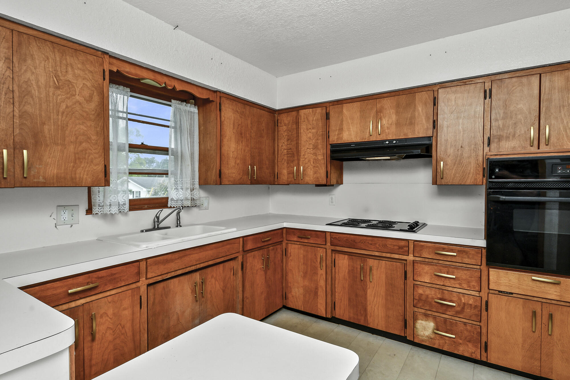 3958 West Bogard Street Property Photo 18