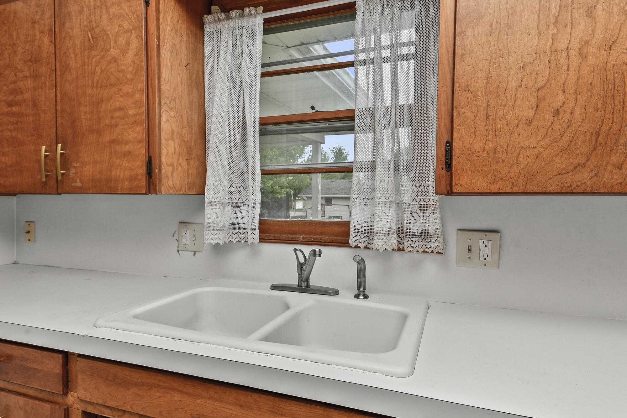 3958 West Bogard Street Property Photo 21