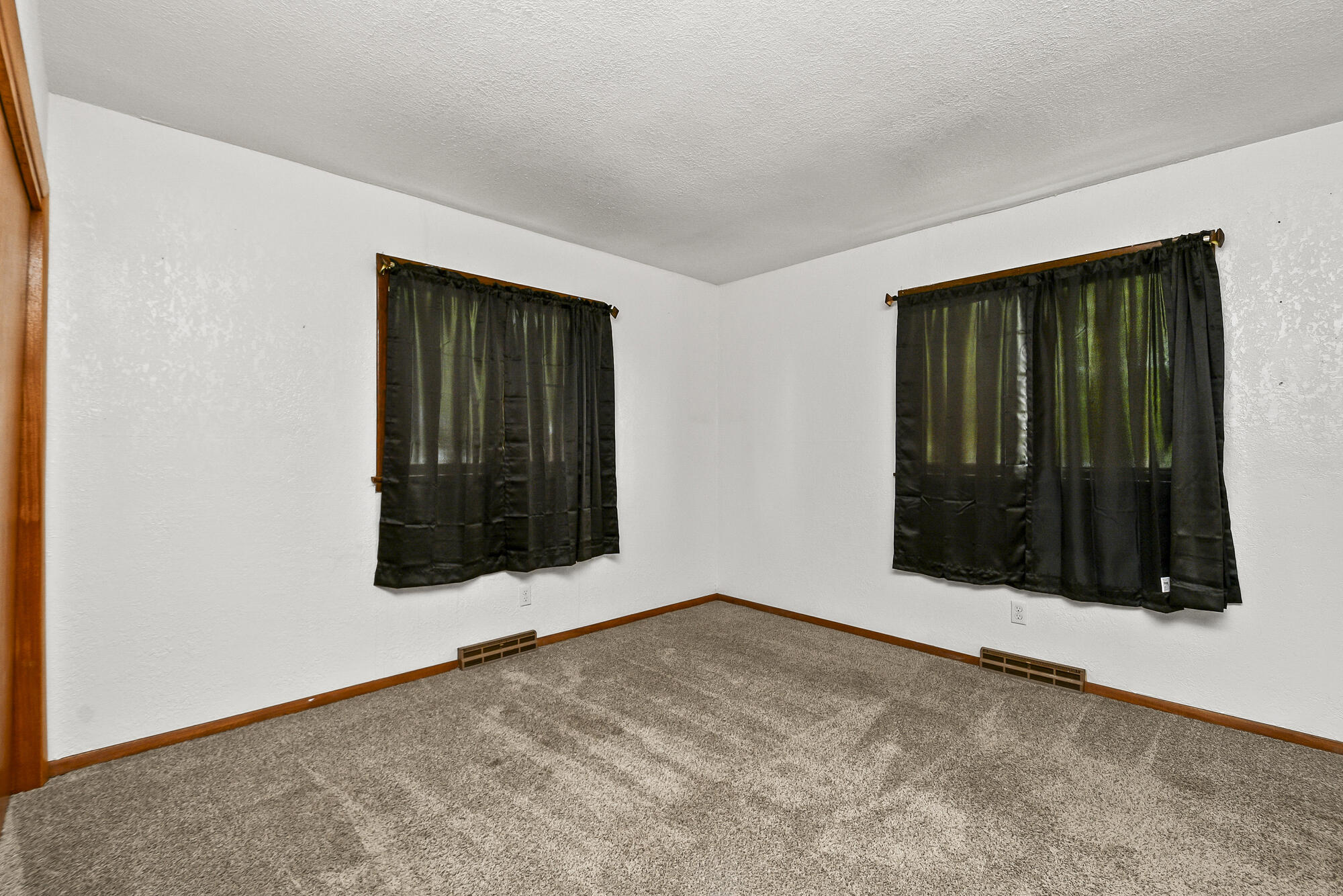 3958 West Bogard Street Property Photo 23