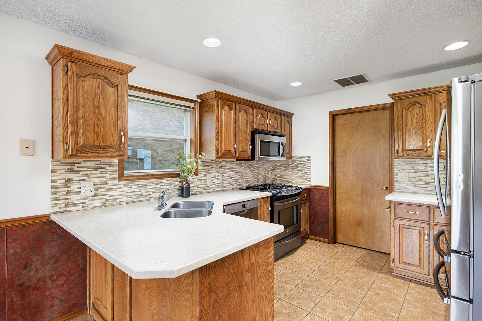 3934 West Lark Street Property Photo 11