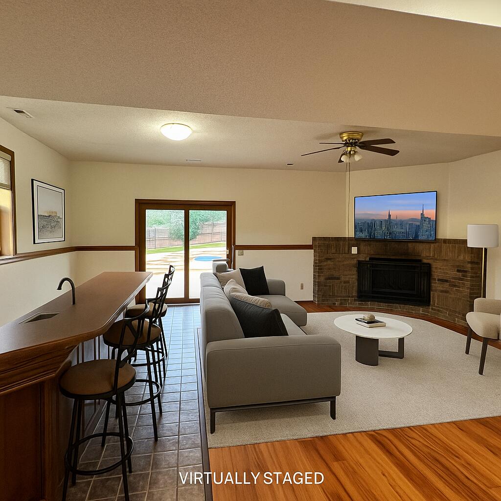 3934 West Lark Street Property Photo 28