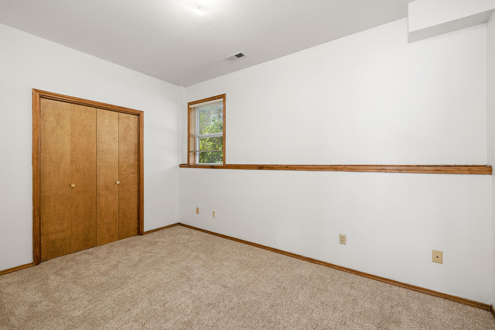 3934 West Lark Street Property Photo 34