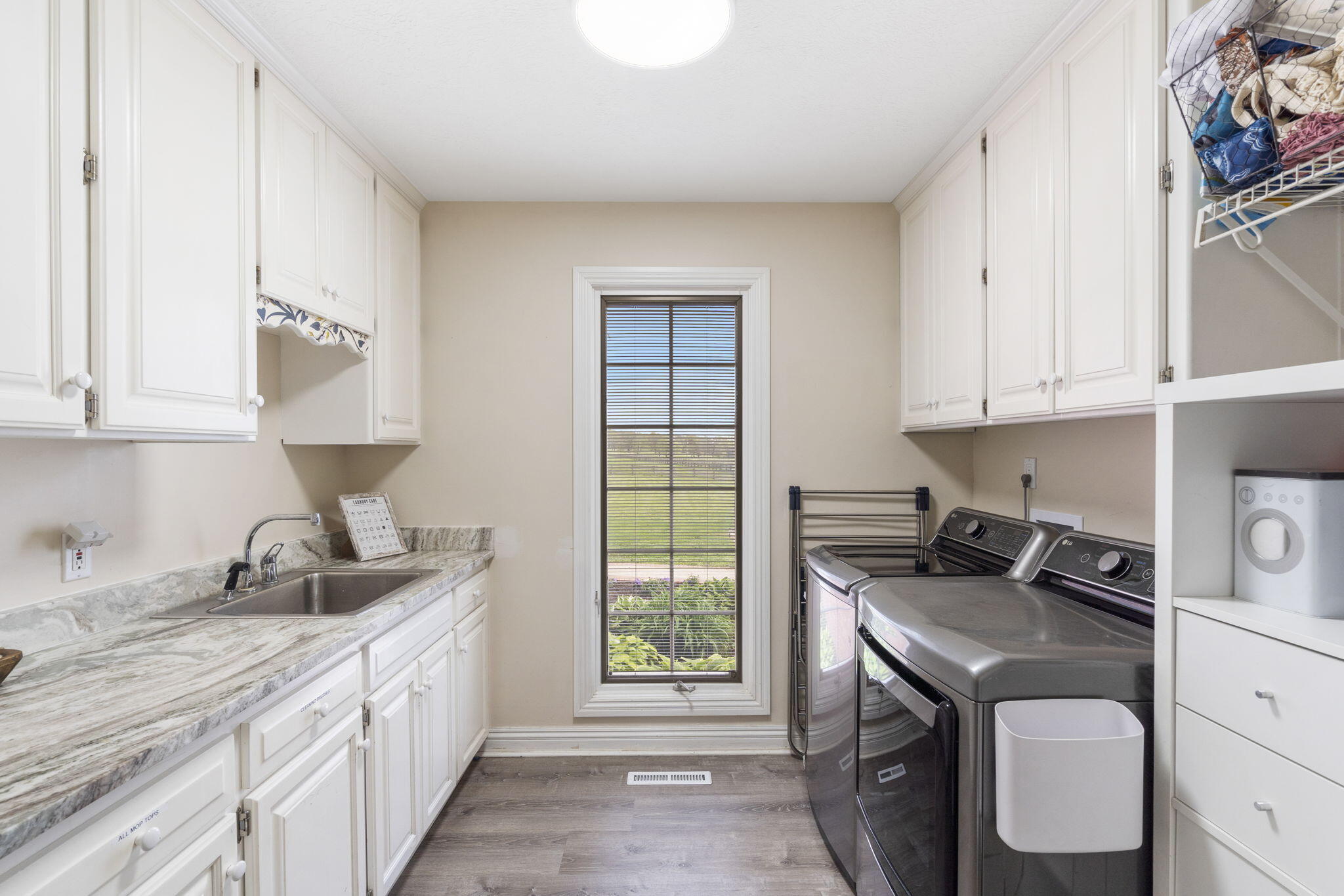894 Golf Course Road Property Photo 15