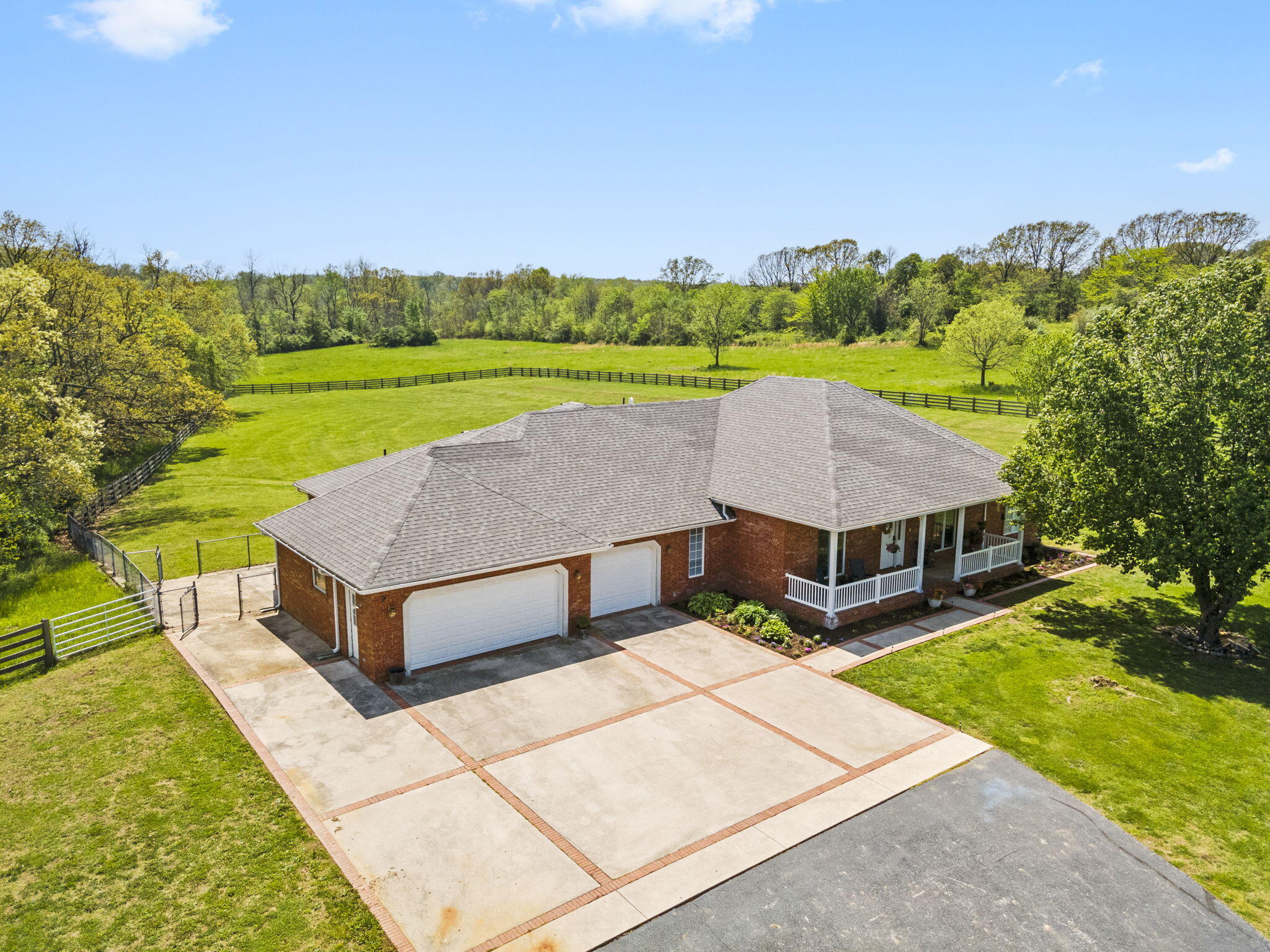894 Golf Course Road Property Photo 56