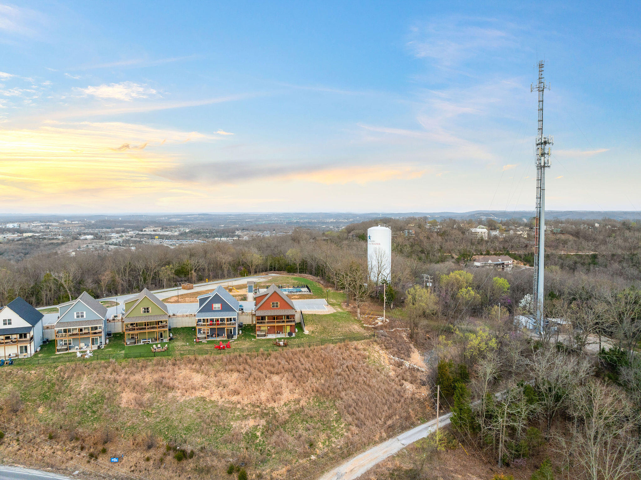 000 Chateau Ridge Trail Property Photo 4