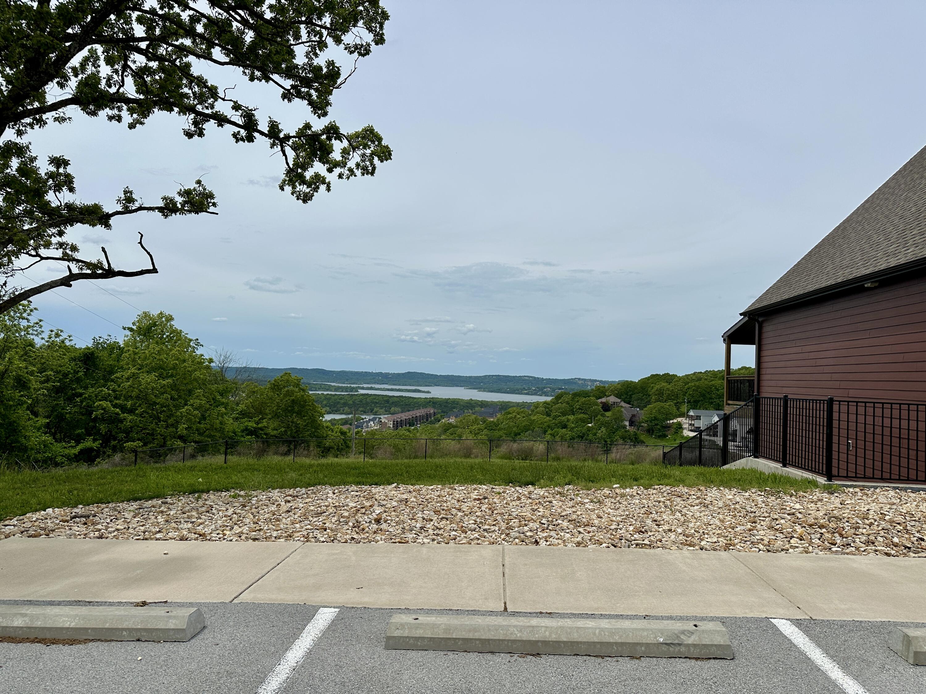 000 Chateau Ridge Trail Property Photo 20