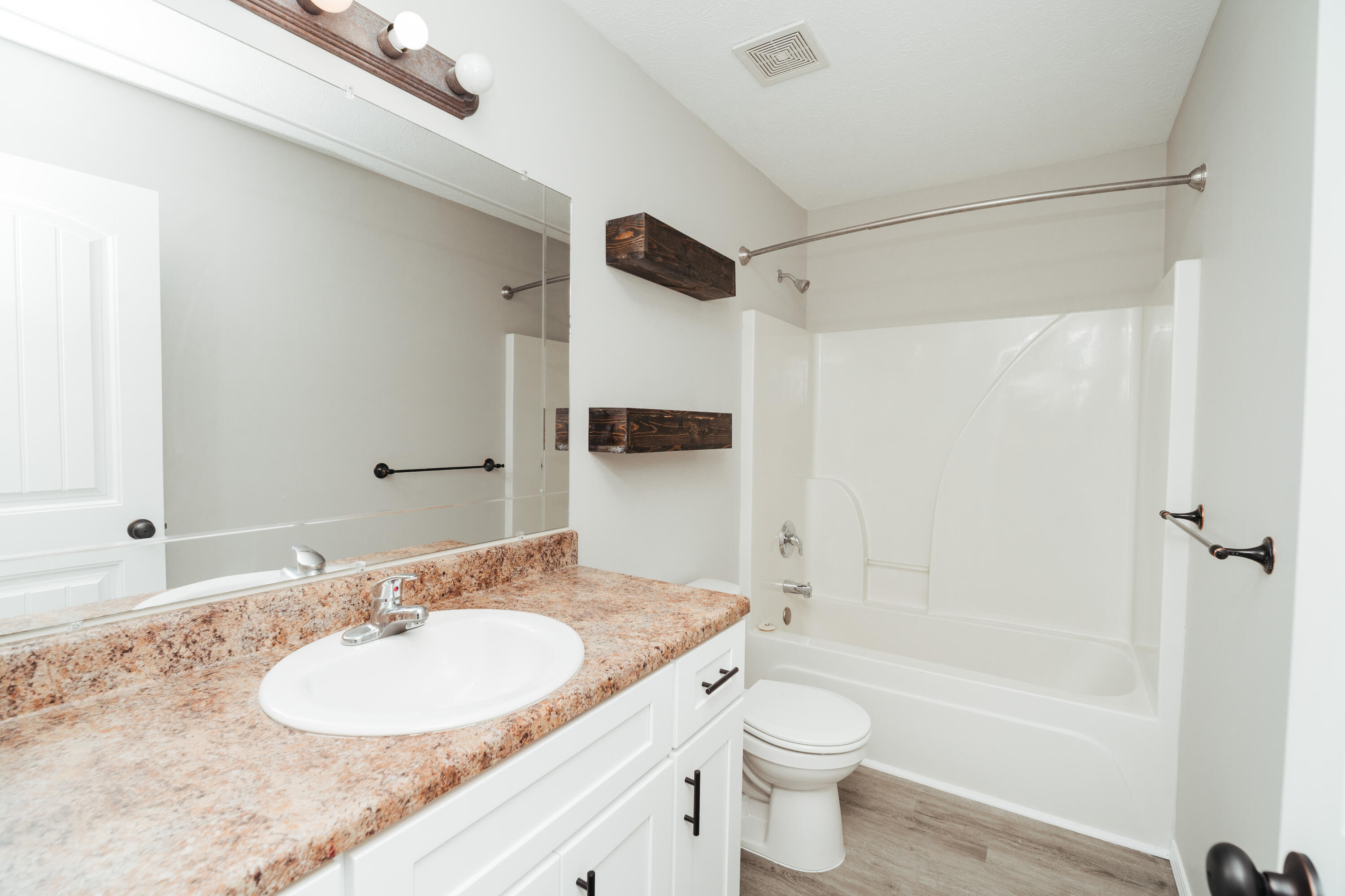 503 Sugar Lane Property Photo 24