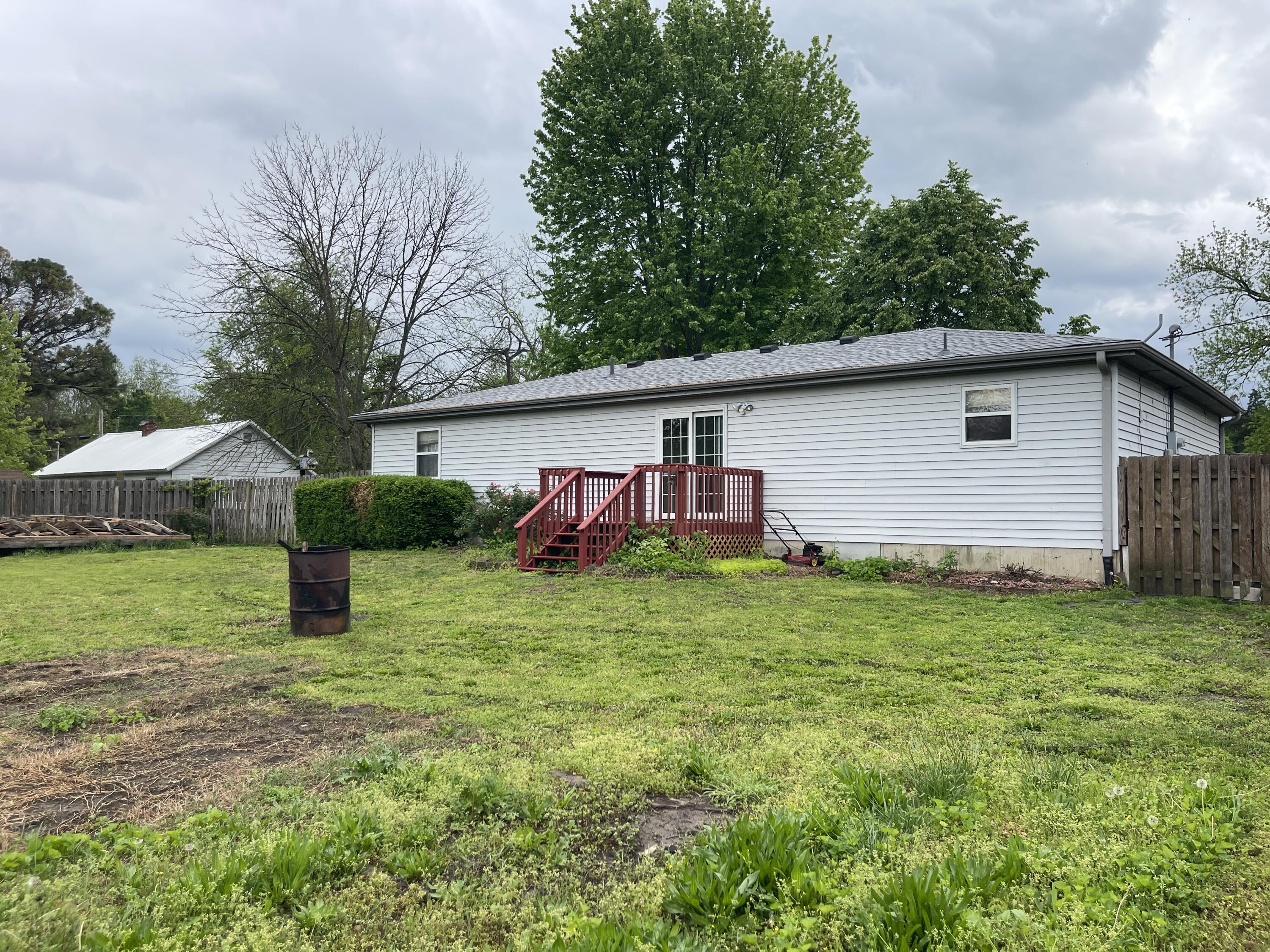 1215 West Maupin Street Property Photo 29