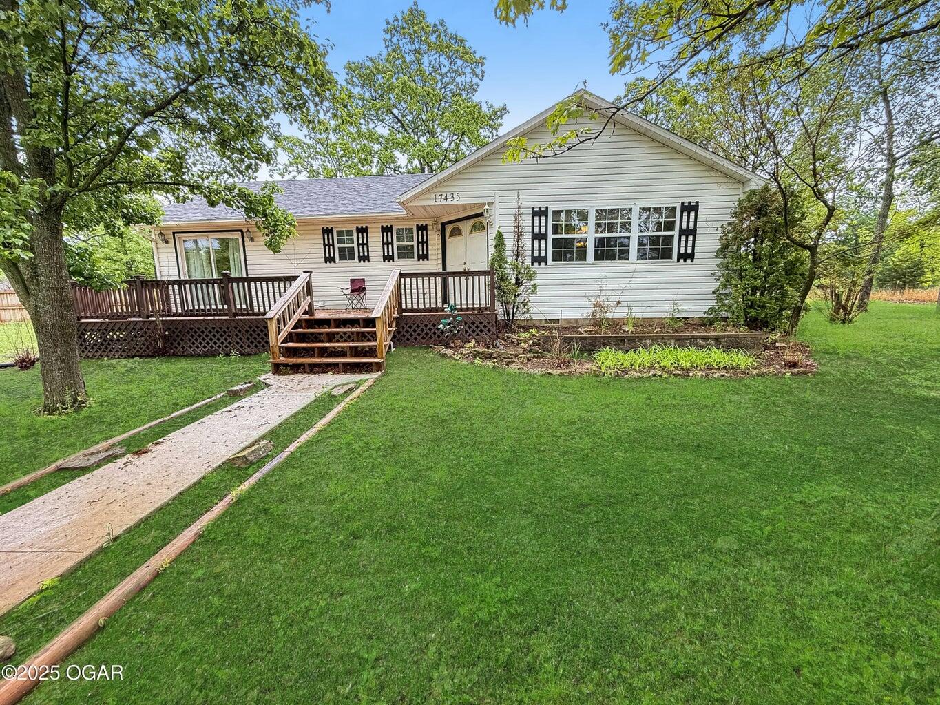 17435 Danville Drive Property Photo