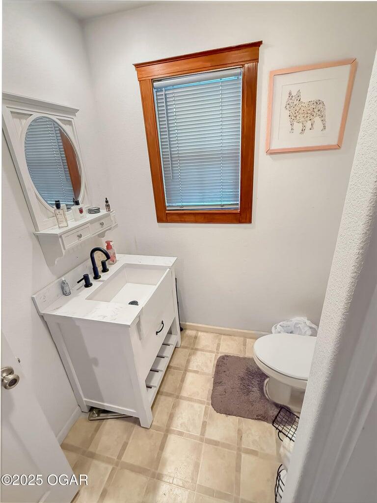 17435 Danville Drive Property Photo 15