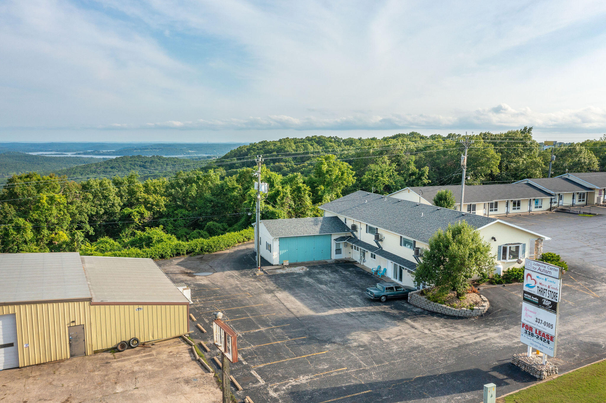 15094 Business 13 Property Photo