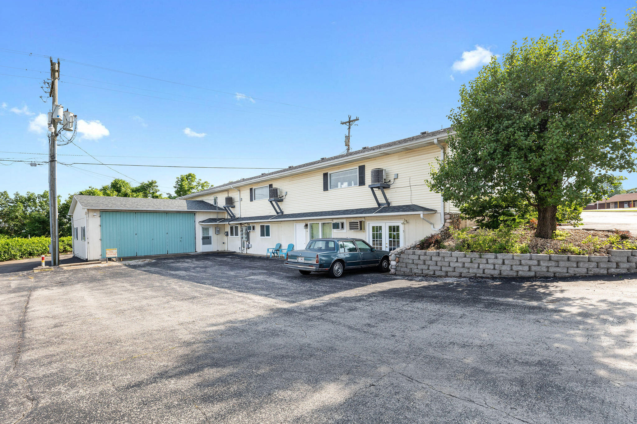15094 Business 13 Property Photo 12