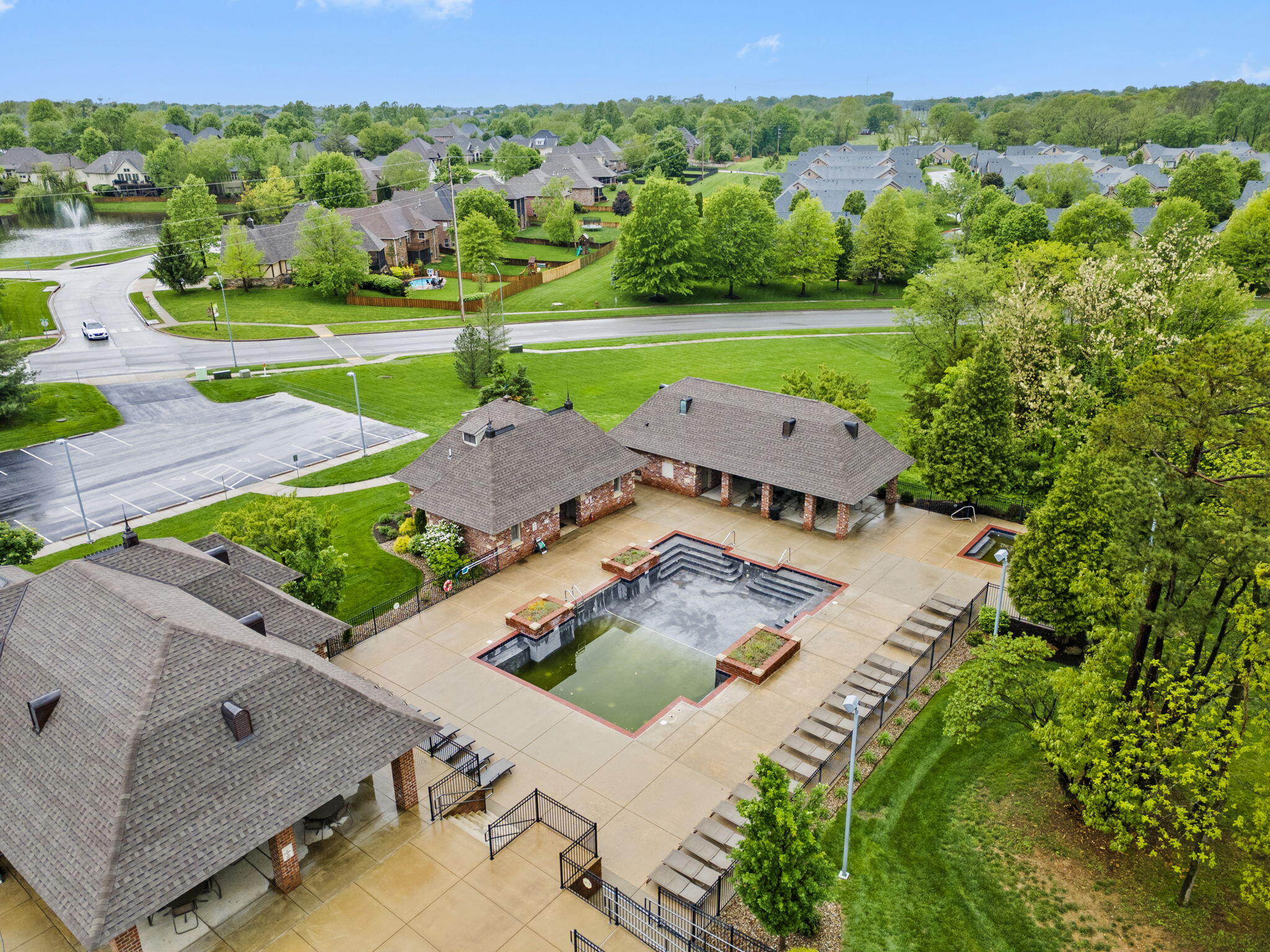 685 North Fox Hill Circle Property Photo 40