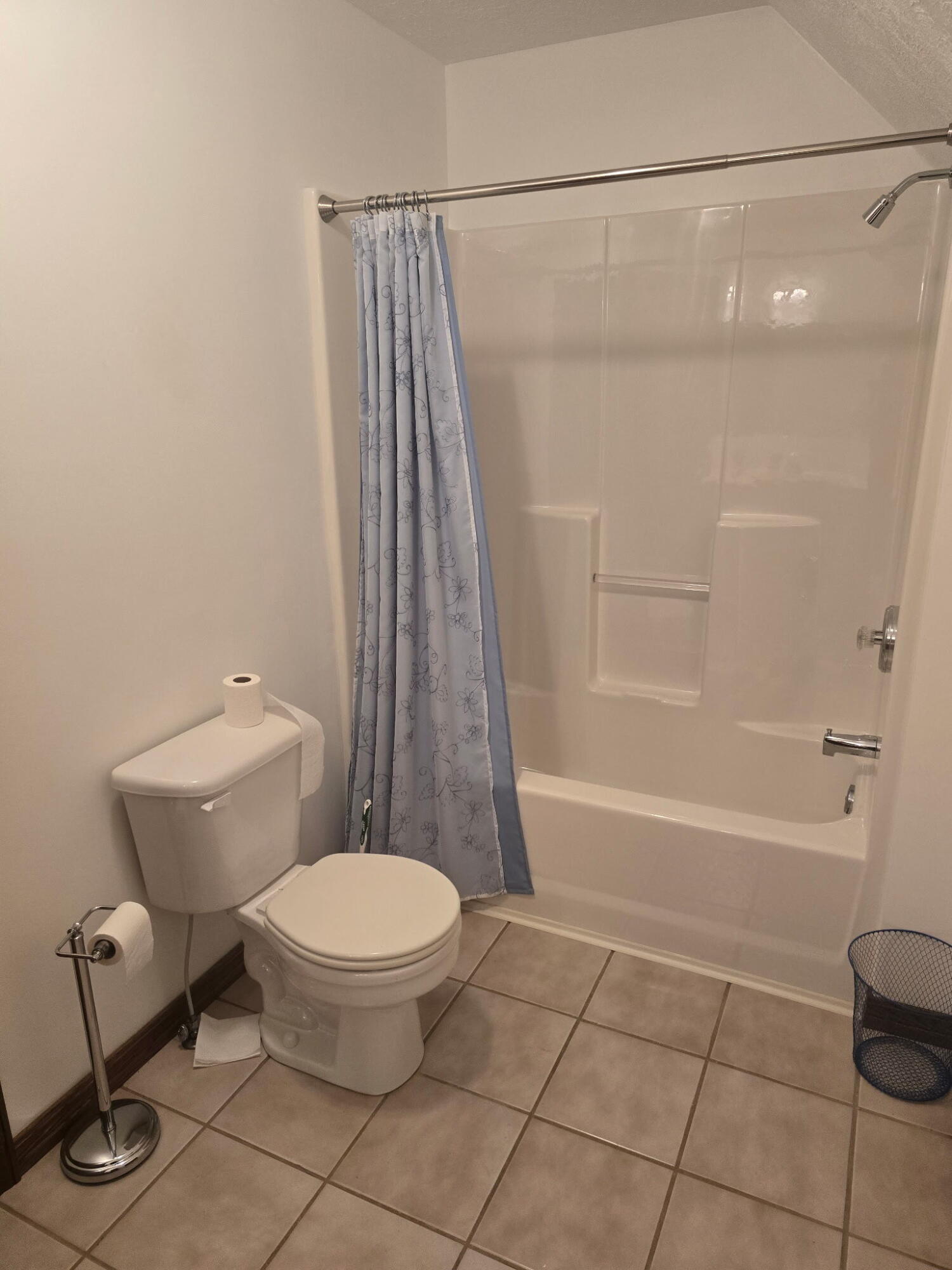 3725 East Shelby Road Property Photo 5