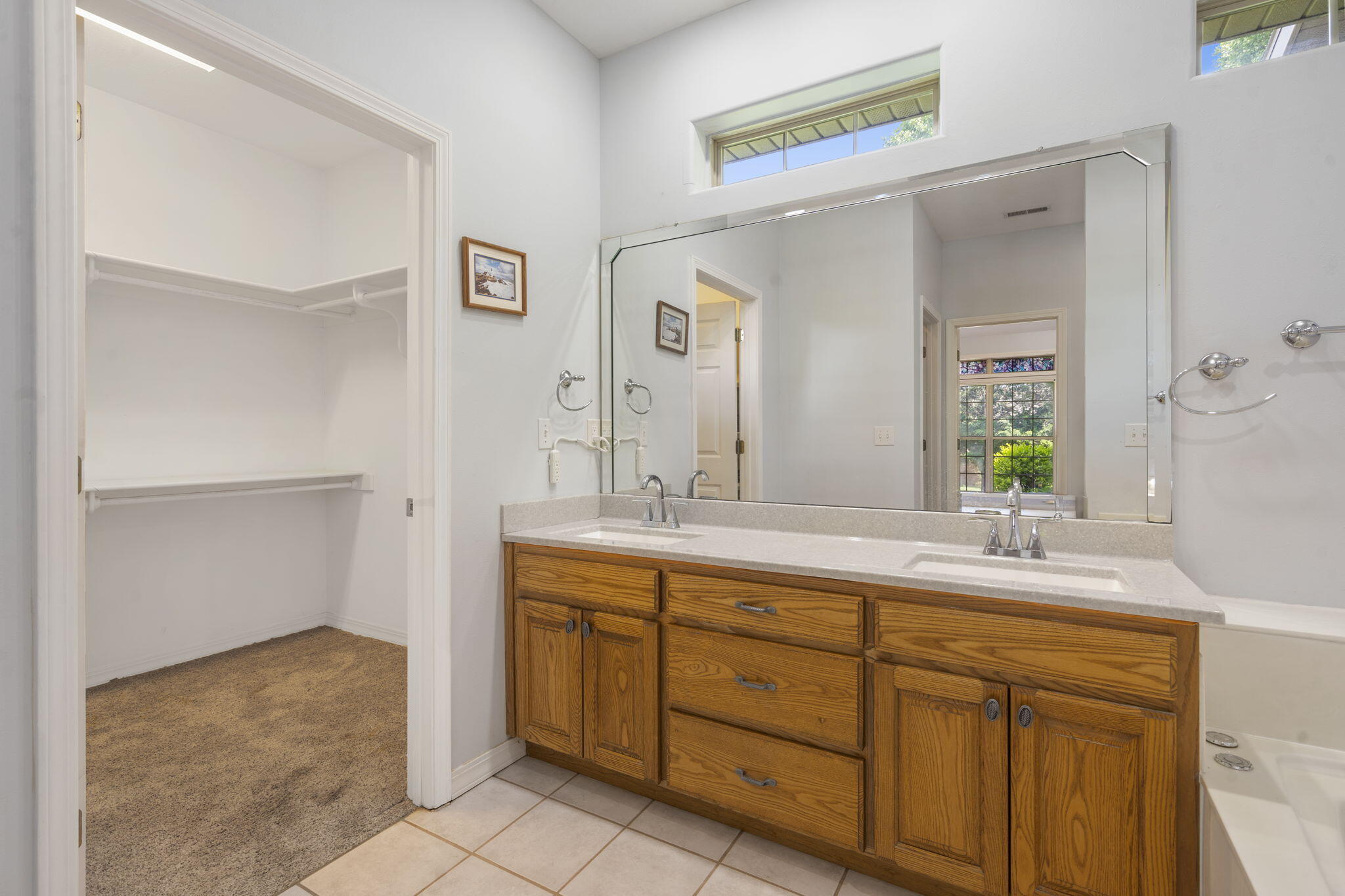 130 Trafalgar Drive Property Photo 26