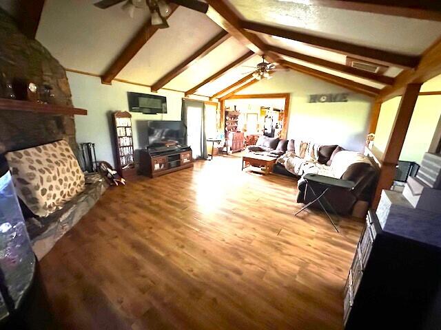 2303 Highway W Property Photo 4