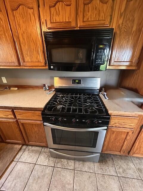 2303 Highway W Property Photo 8