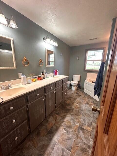 2303 Highway W Property Photo 9
